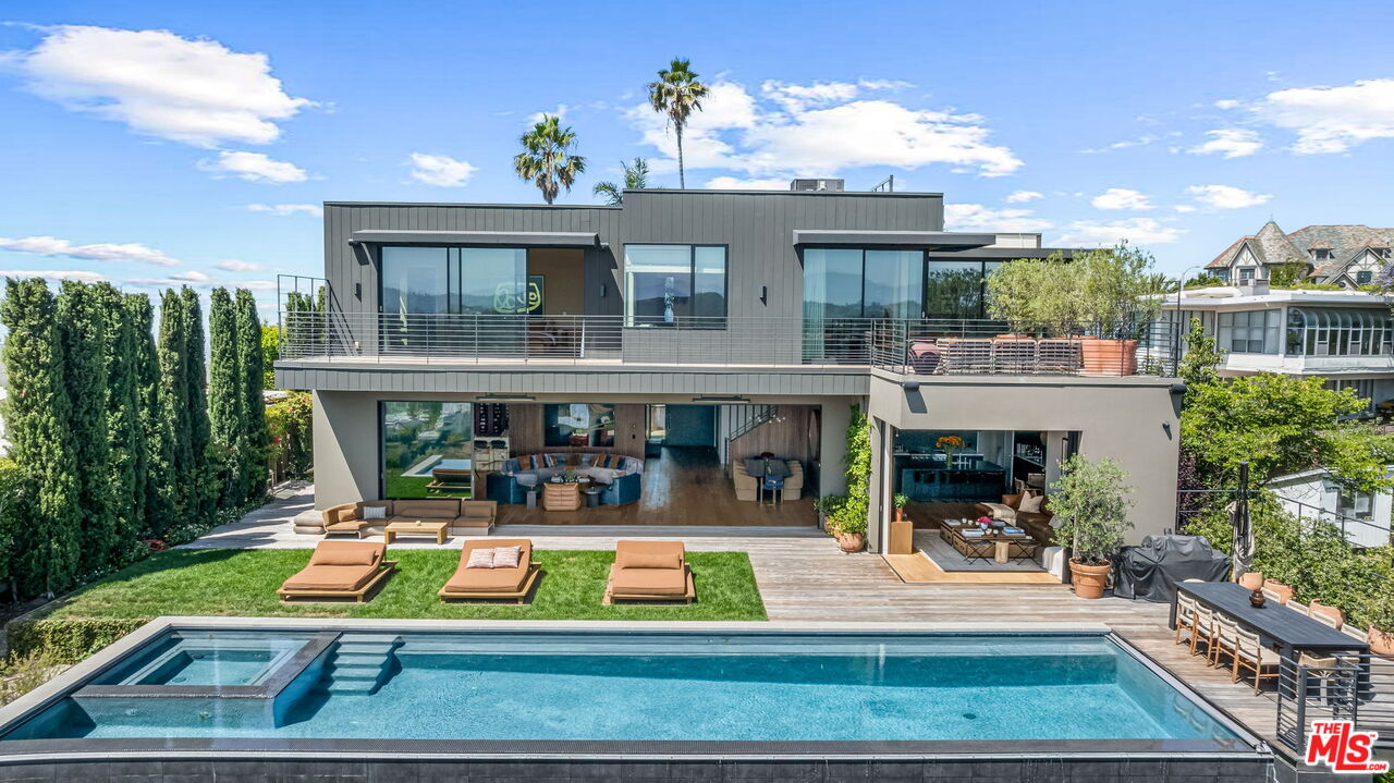 1030 Somera Road