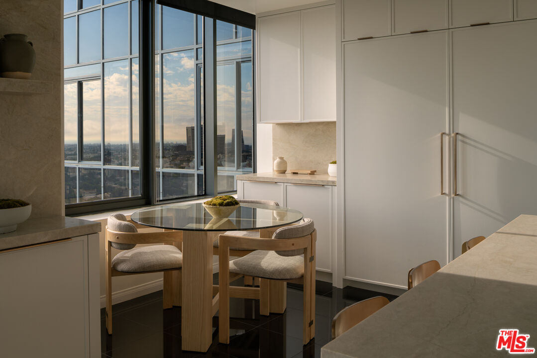 10724 WILSHIRE Unit: 1501