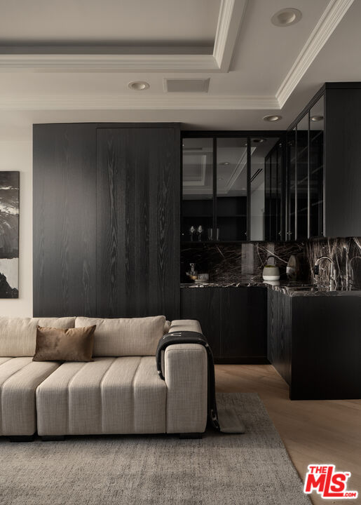 10724 WILSHIRE Unit: 1501