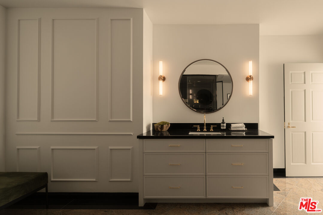 10724 WILSHIRE Unit: 1501