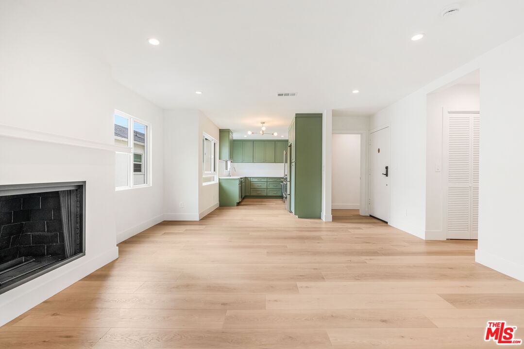 7968 Norton Ave Unit: 1