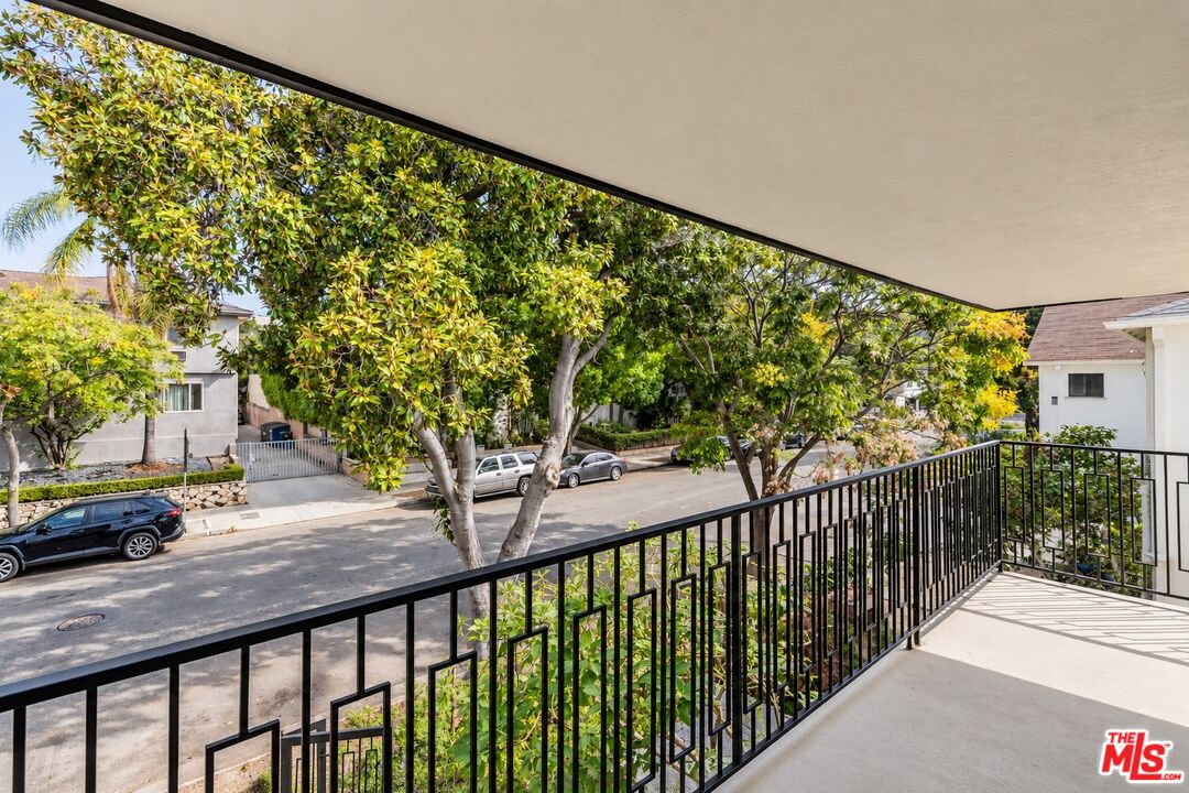 7968 Norton Ave Unit: 1