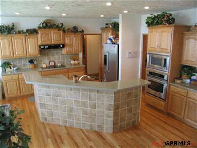 1908 Petersen Dr