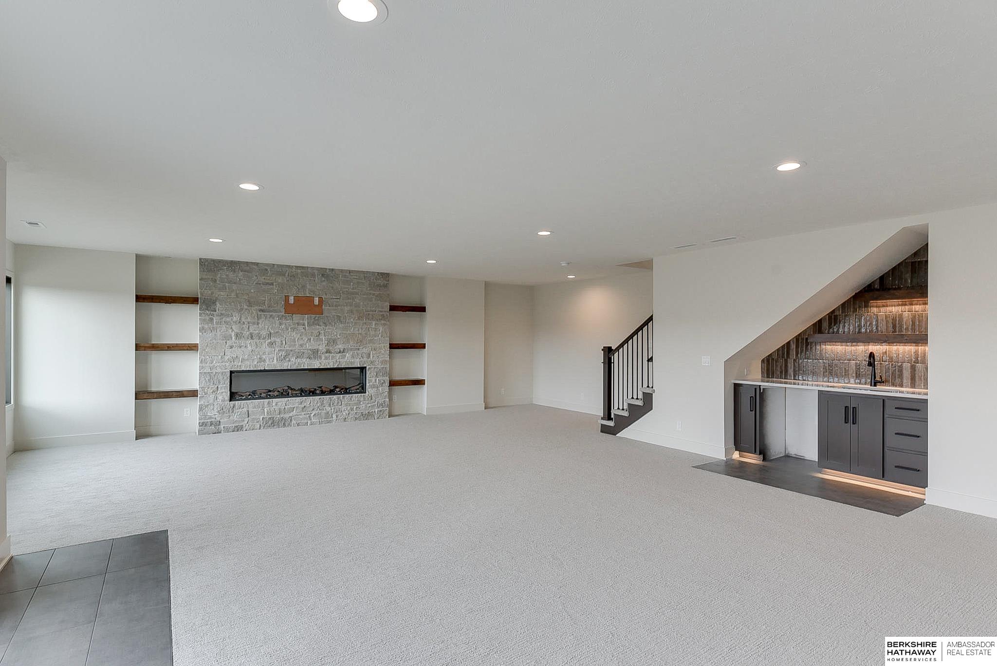 10204 S 118th Street