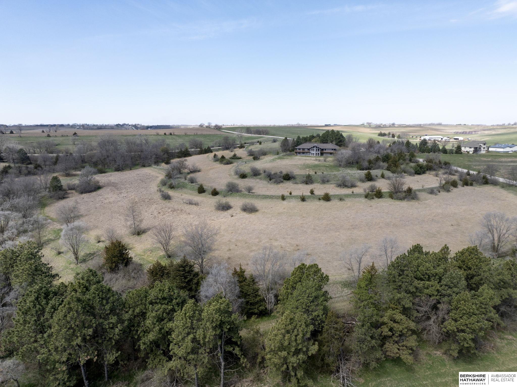 9525 Pawnee Road