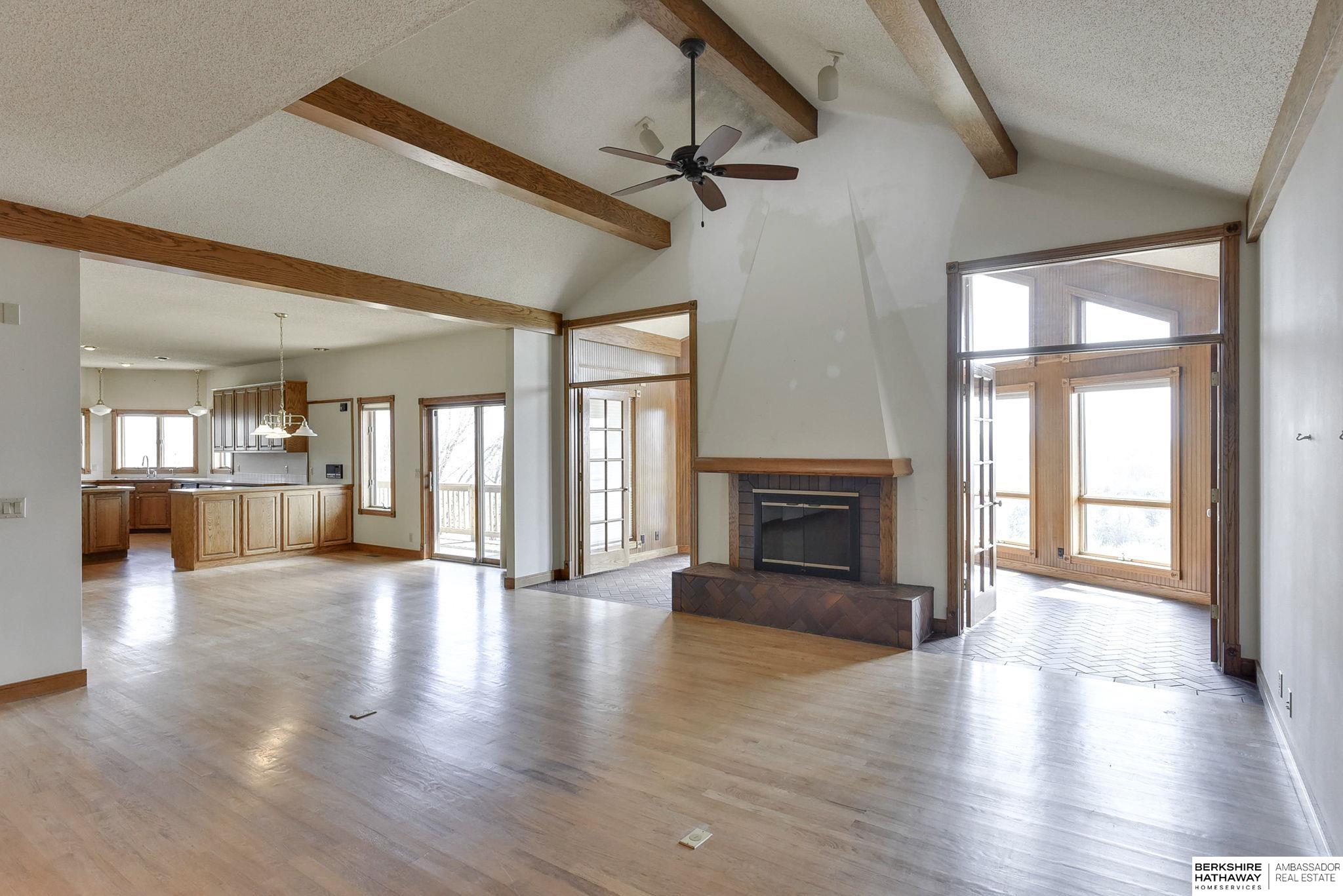 9525 Pawnee Road