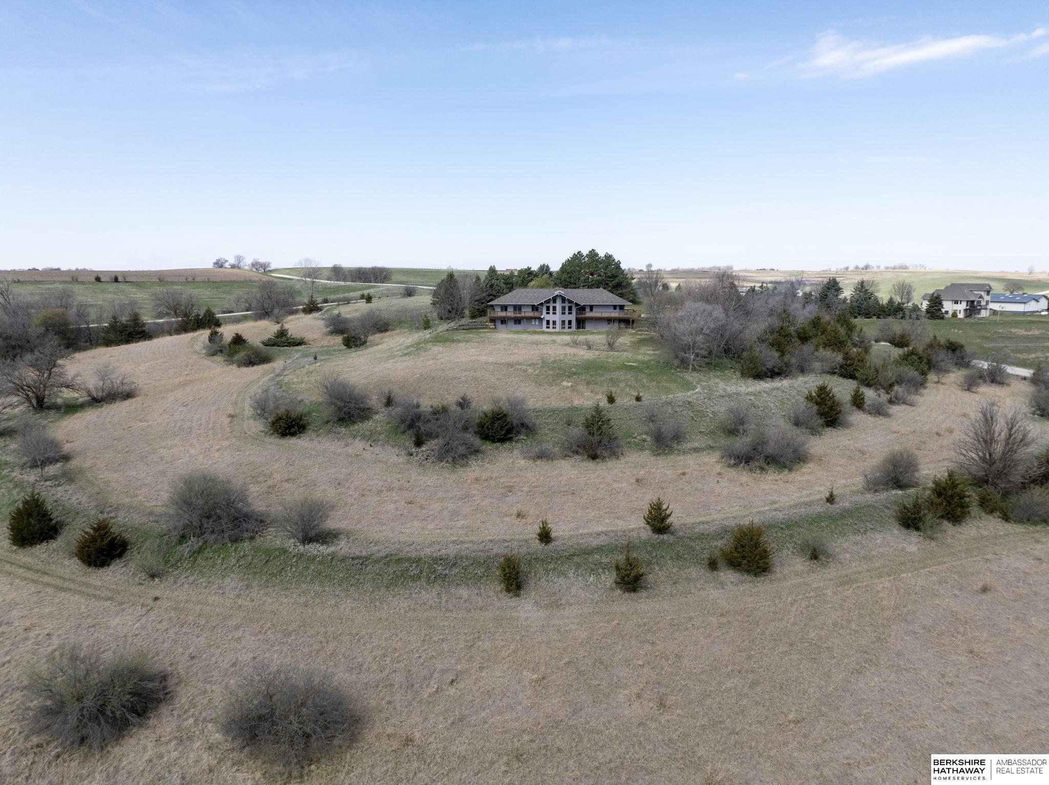 9525 Pawnee Road