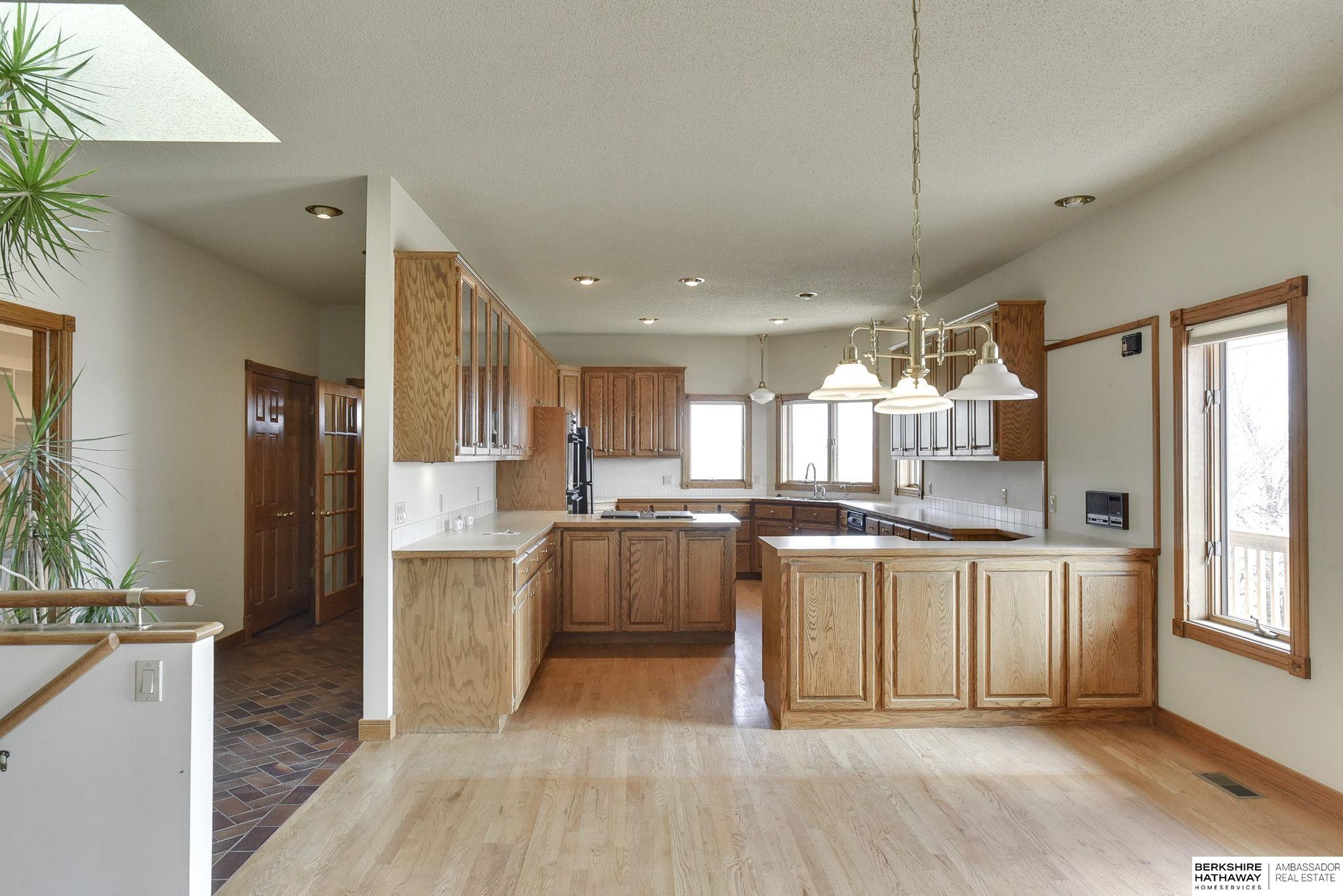 9525 Pawnee Road