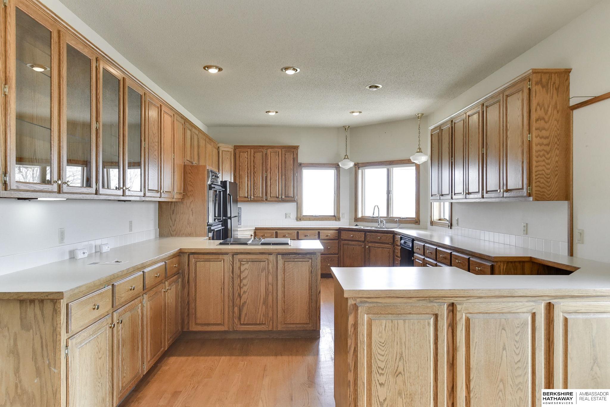 9525 Pawnee Road