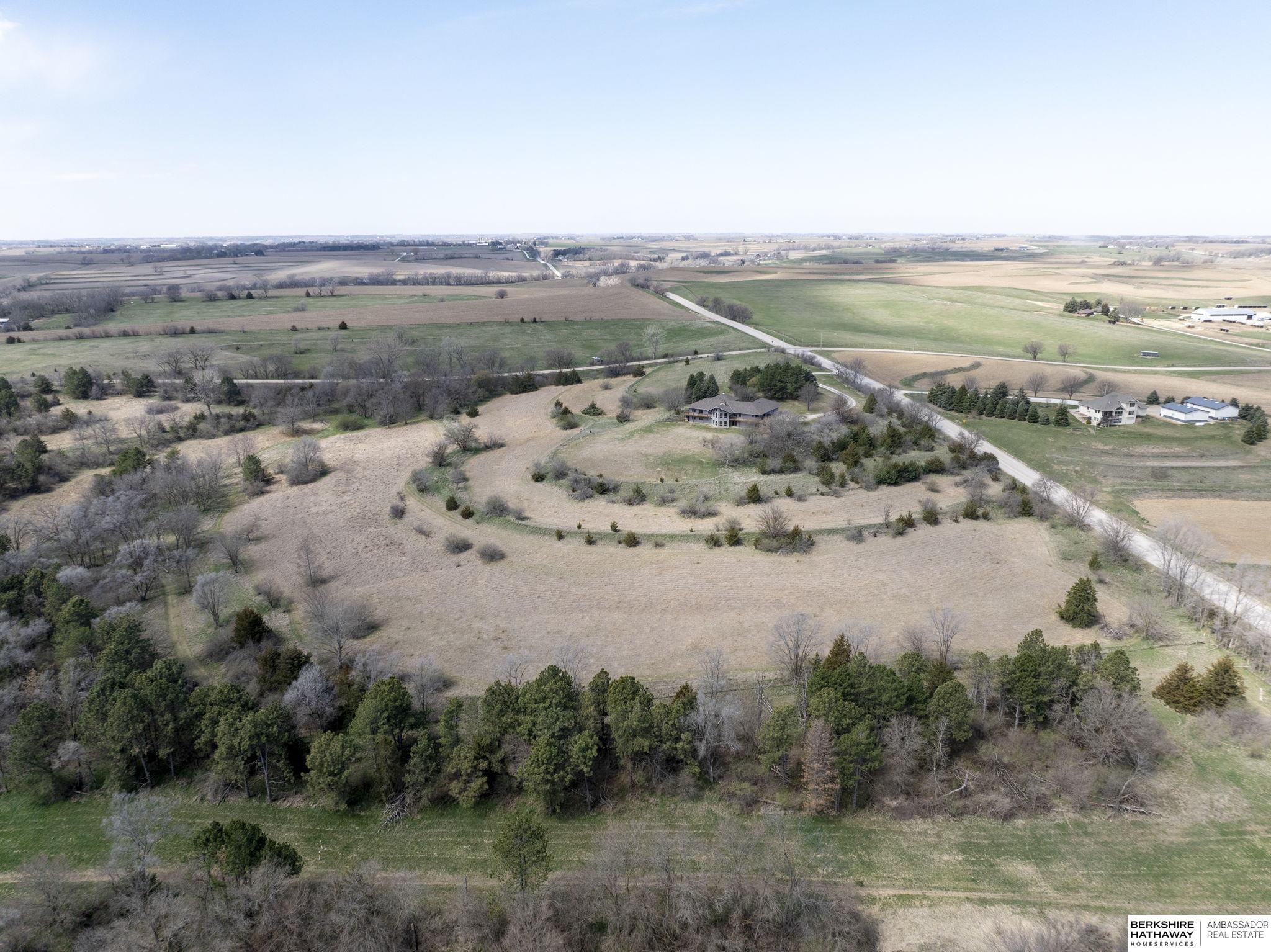 9525 Pawnee Road