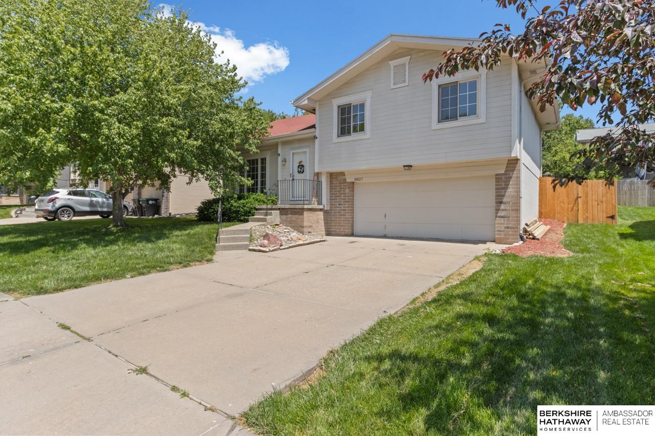 8827 N 82nd Street