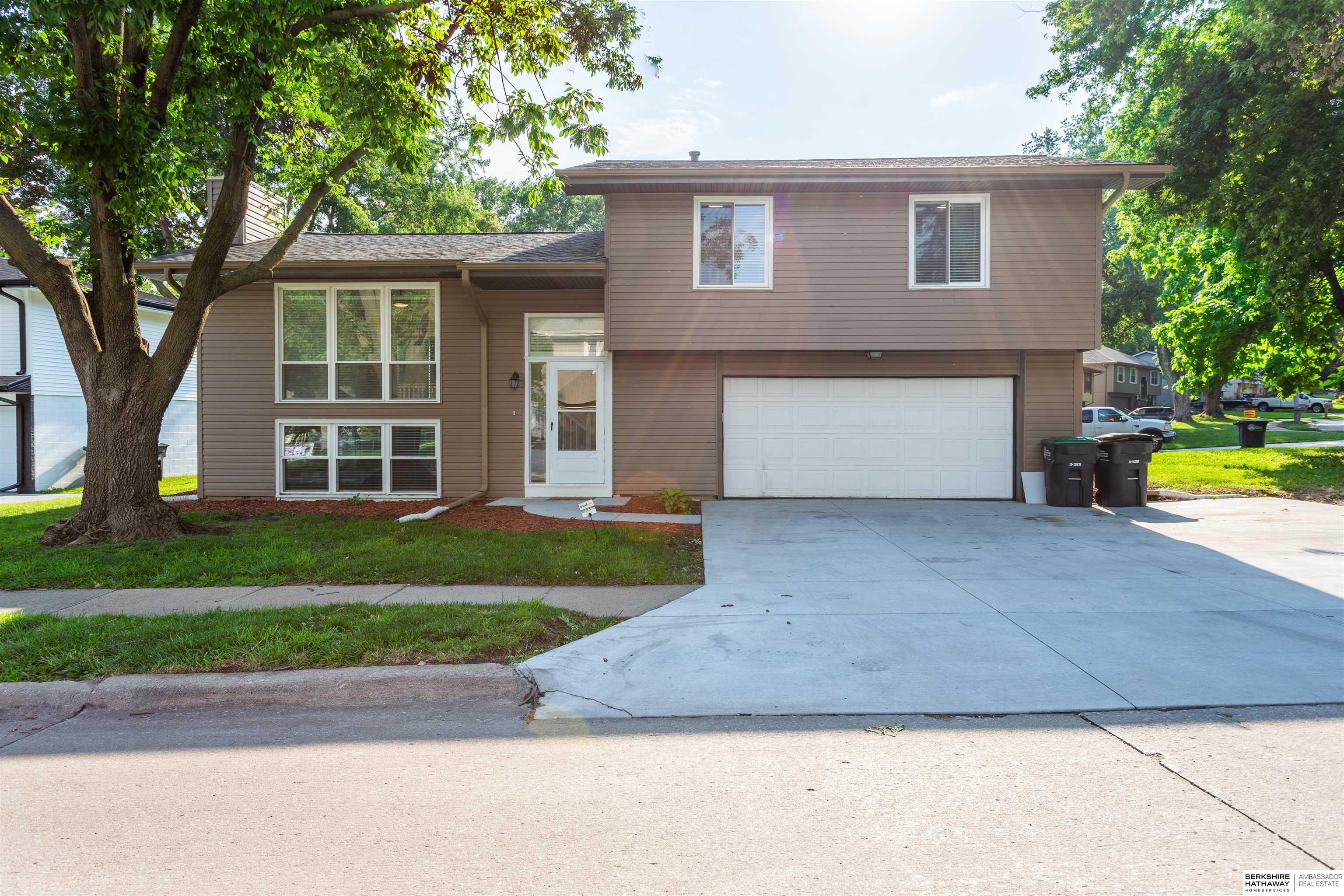 324 N 152nd Street