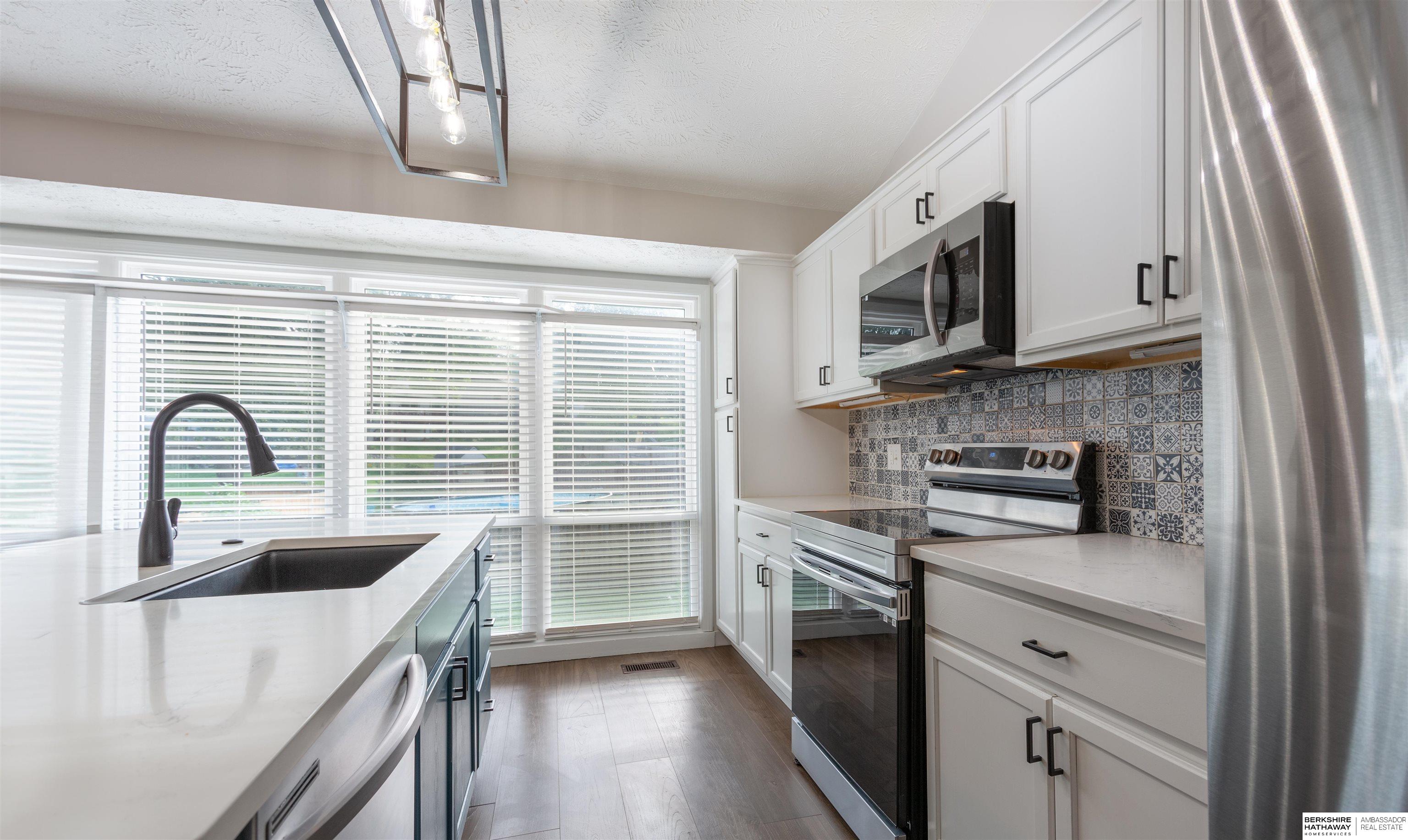 324 N 152nd Street