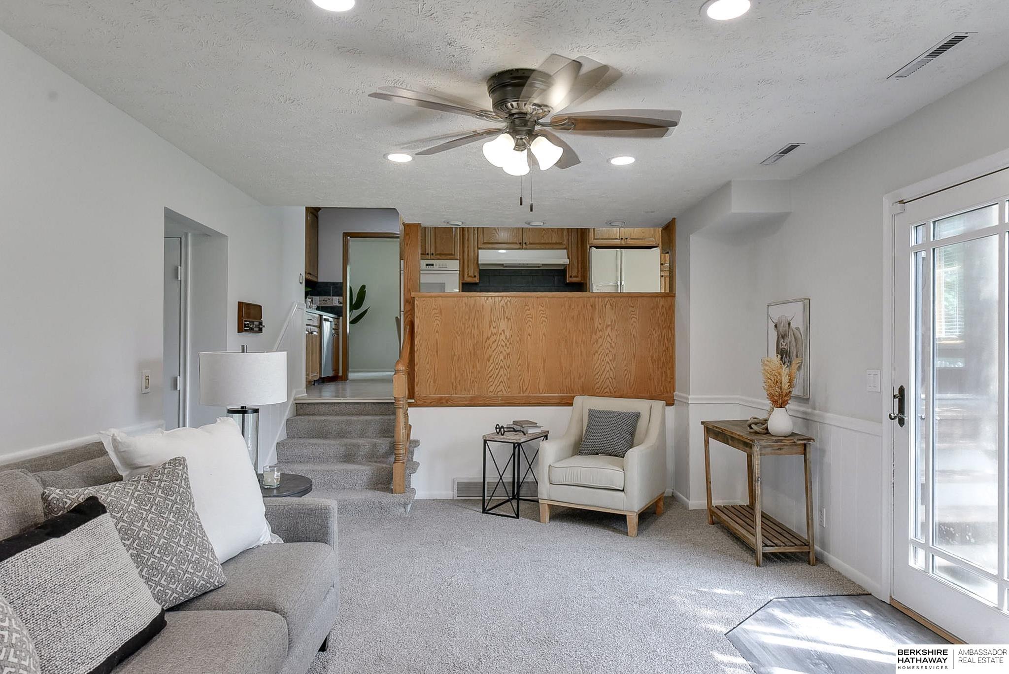1103 Lafayette Drive
