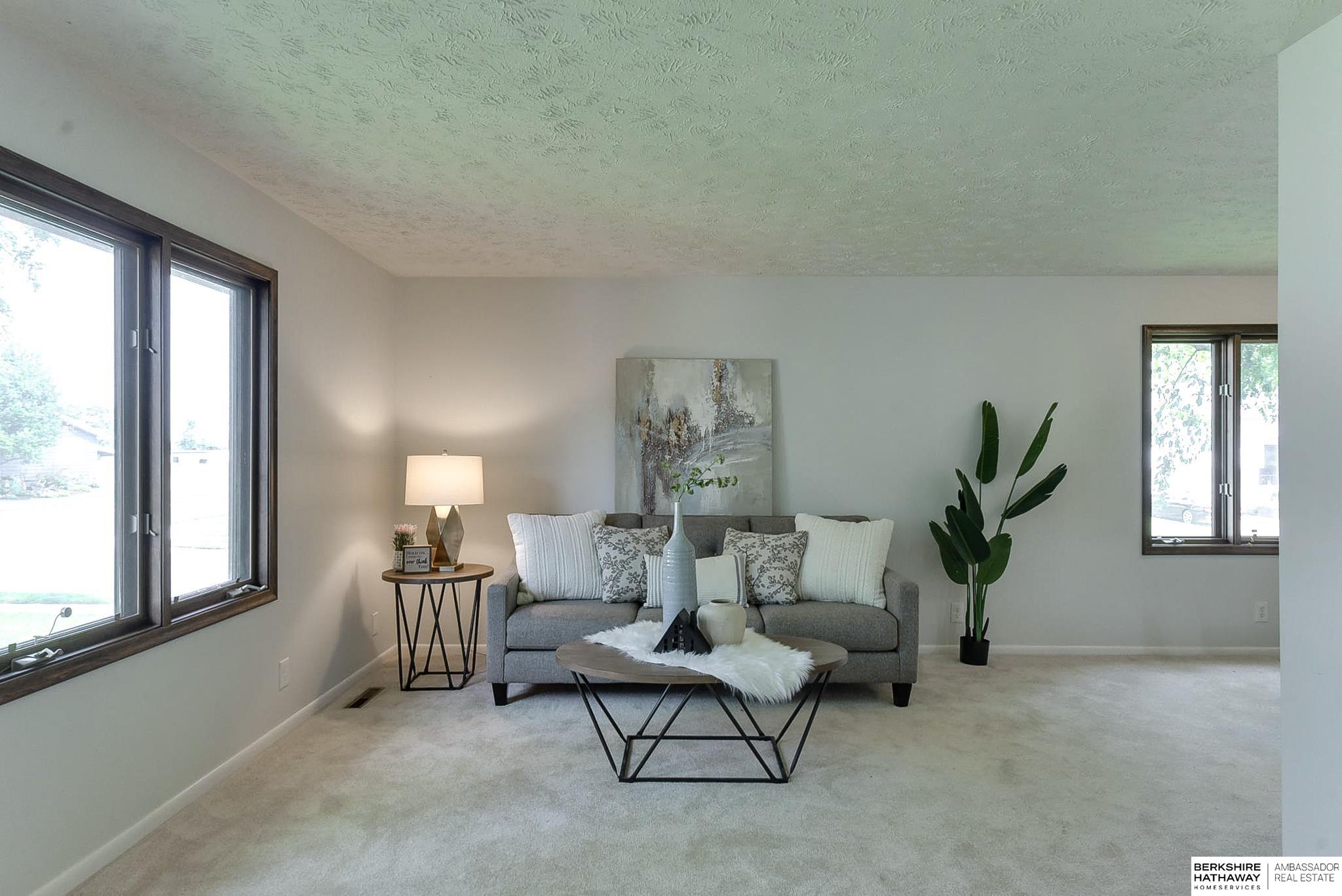 1103 Lafayette Drive