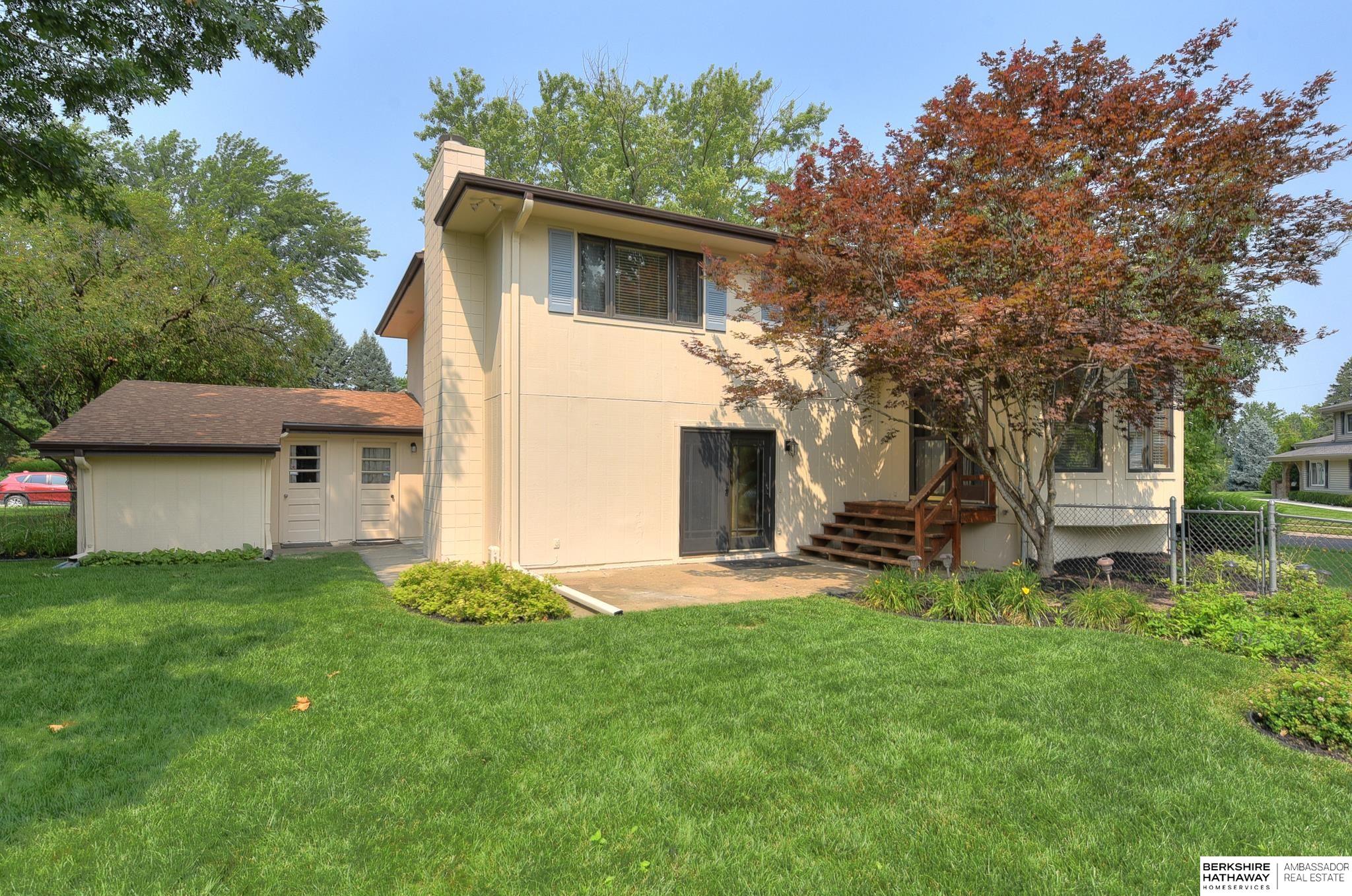 1103 Lafayette Drive