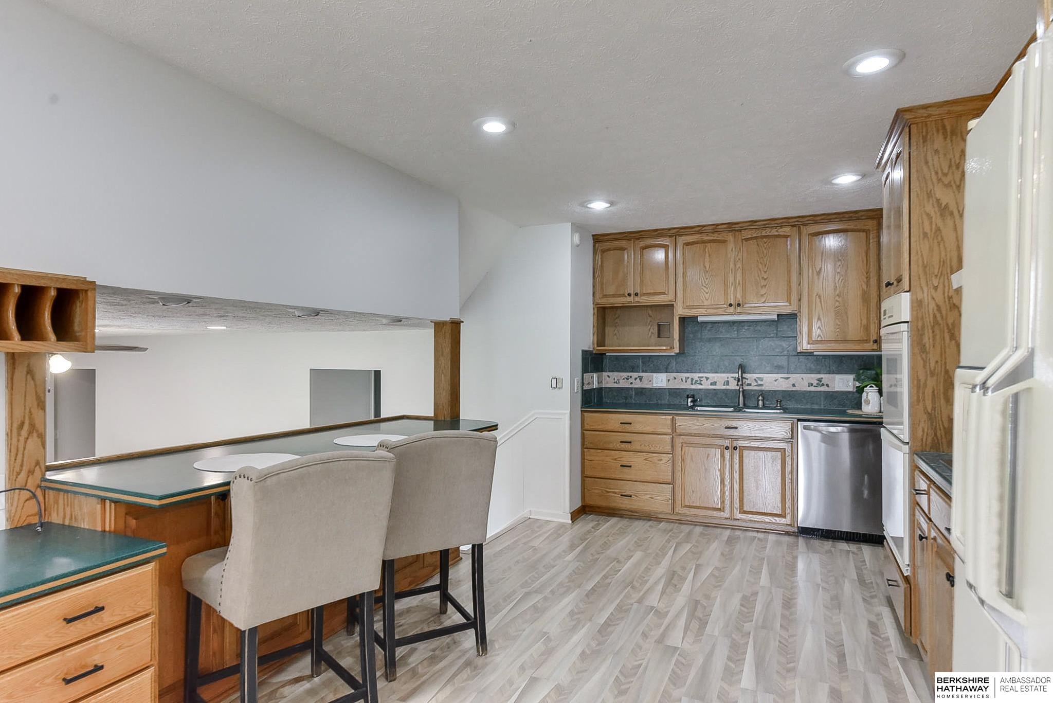 1103 Lafayette Drive