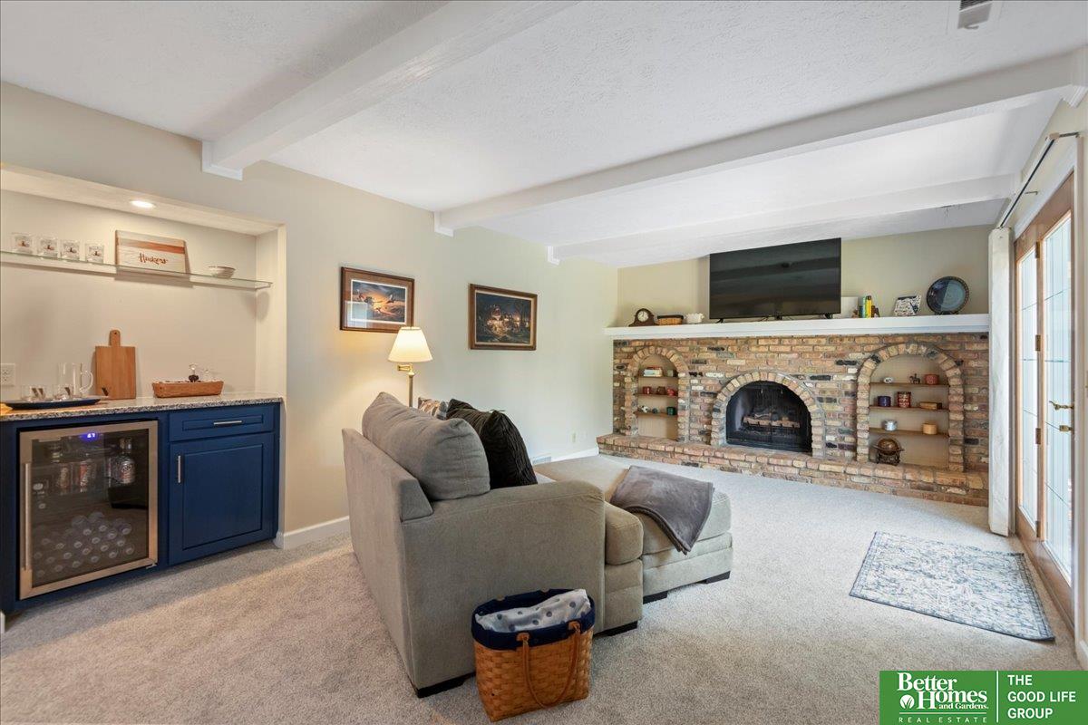 21423 Shamrock Circle