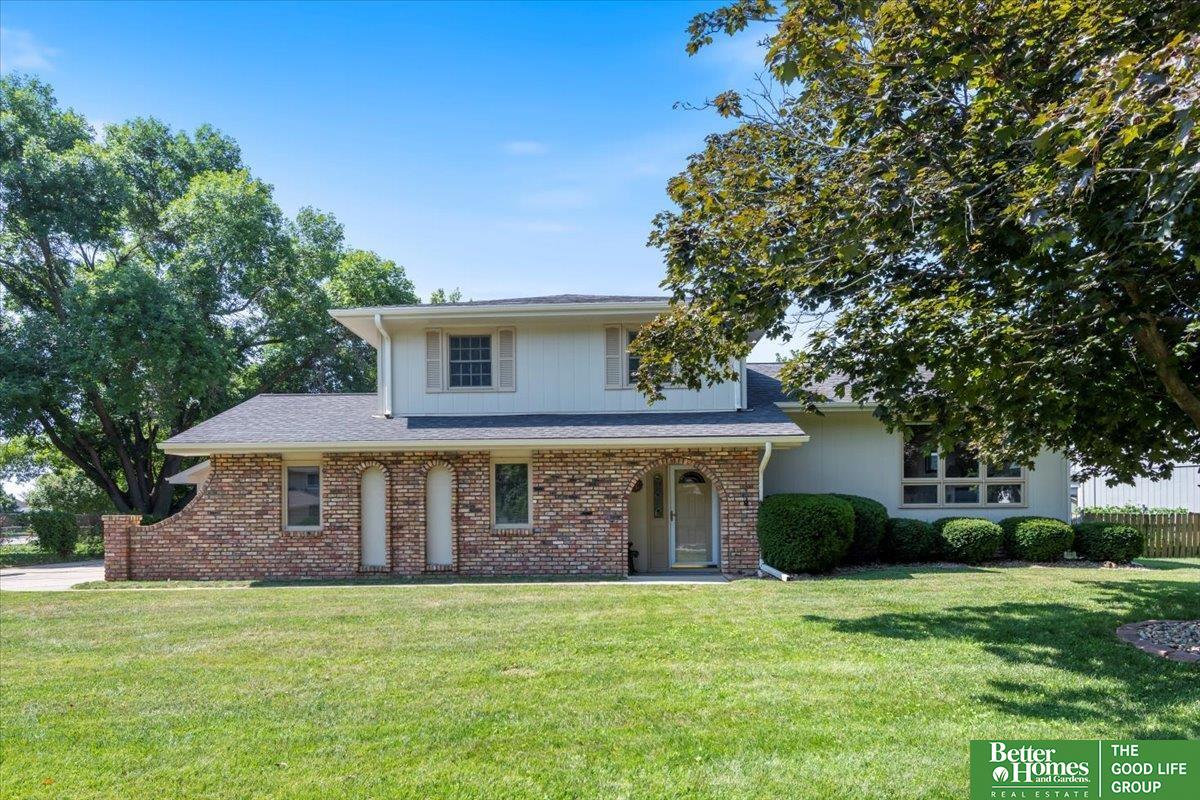 21423 Shamrock Circle