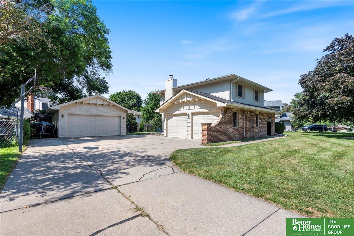 21423 Shamrock Circle