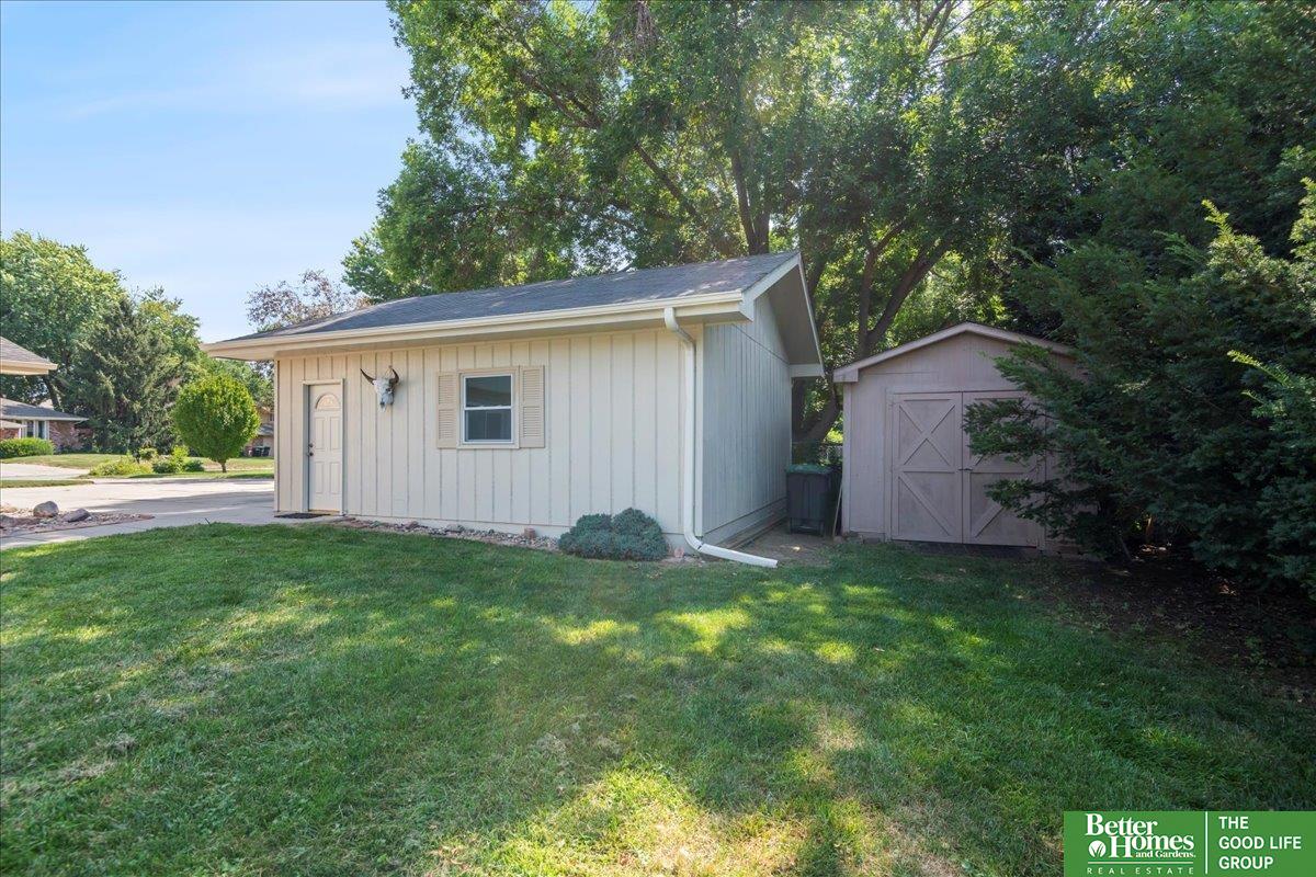 21423 Shamrock Circle