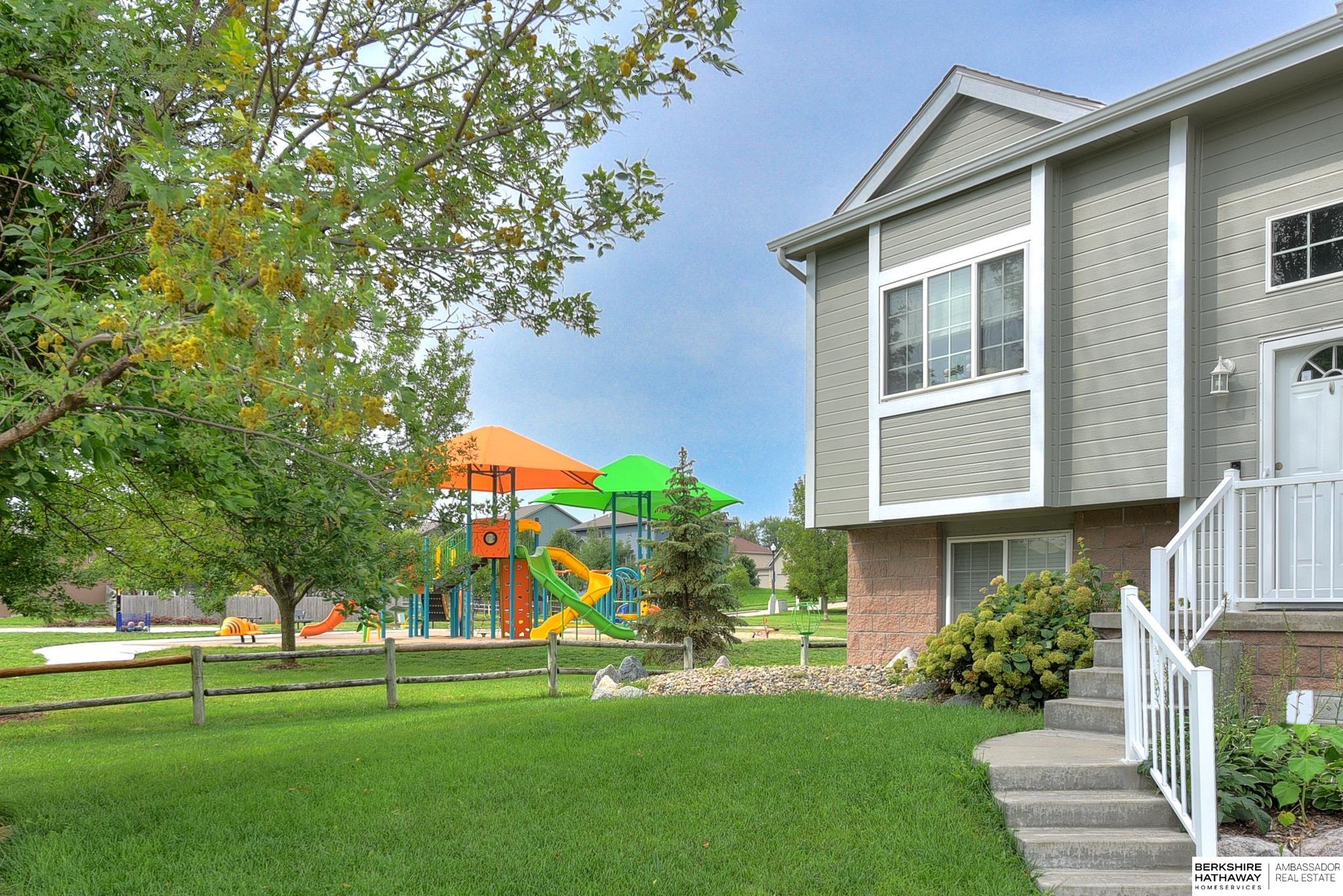 1812 Ridgeview Drive