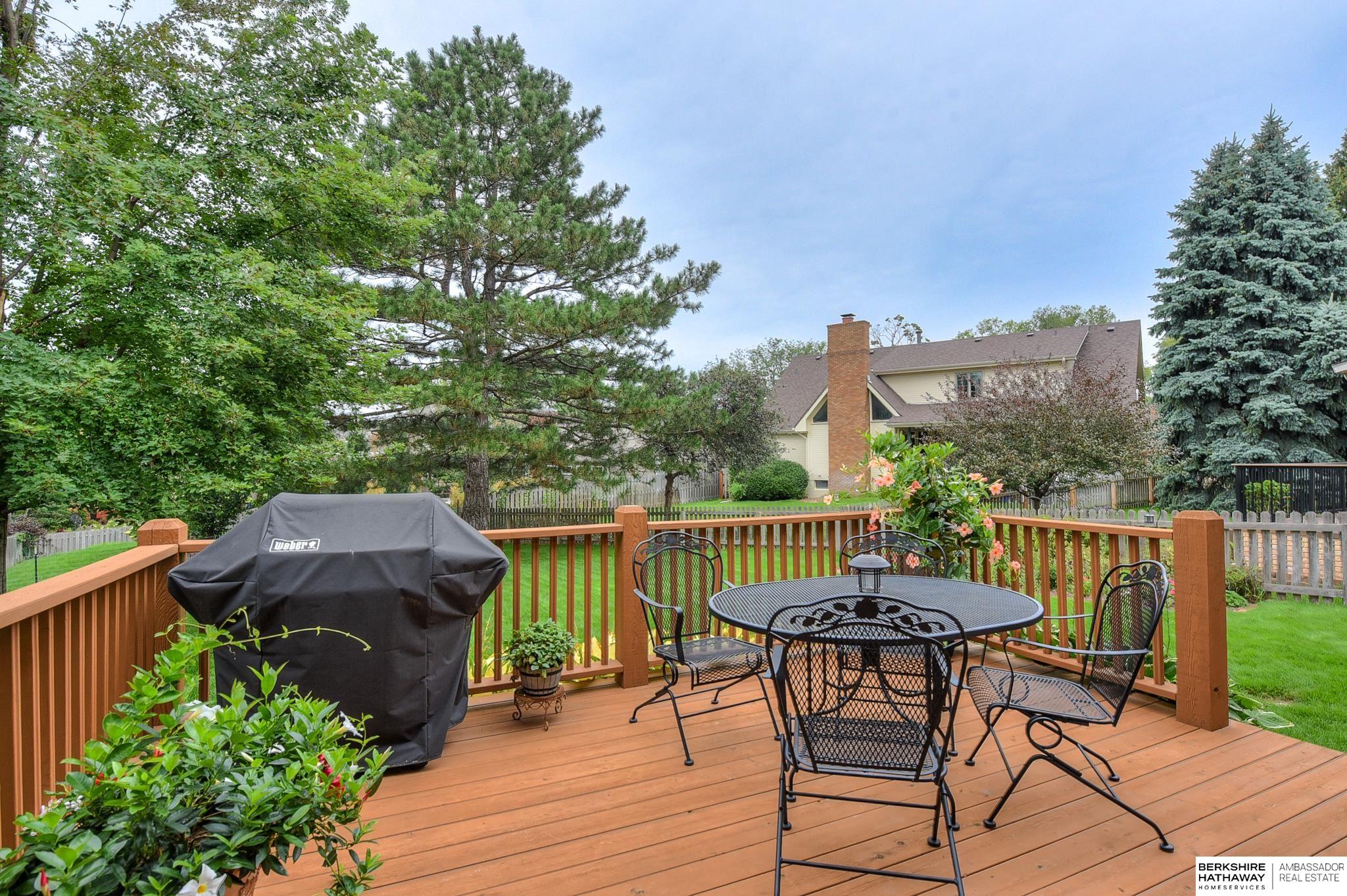 6118 S 102 Terrace