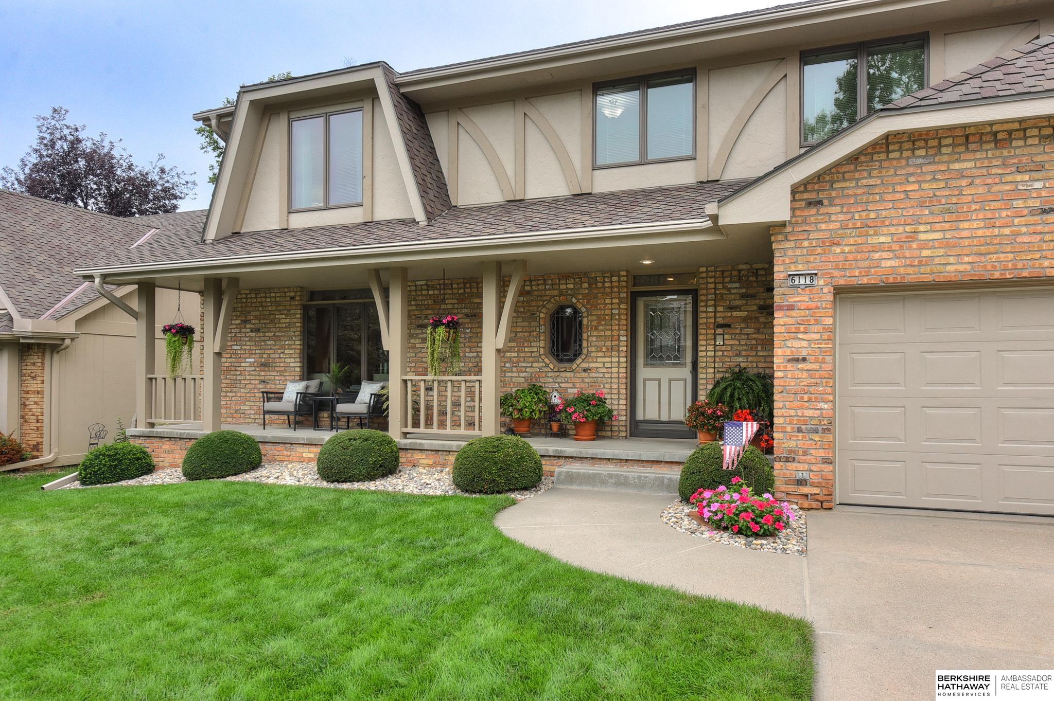 6118 S 102 Terrace