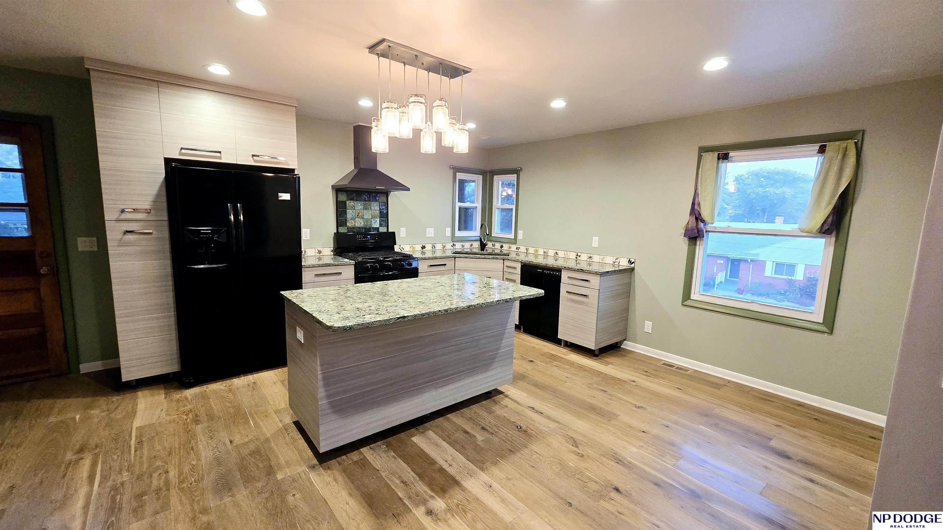 1404 N 60th Street