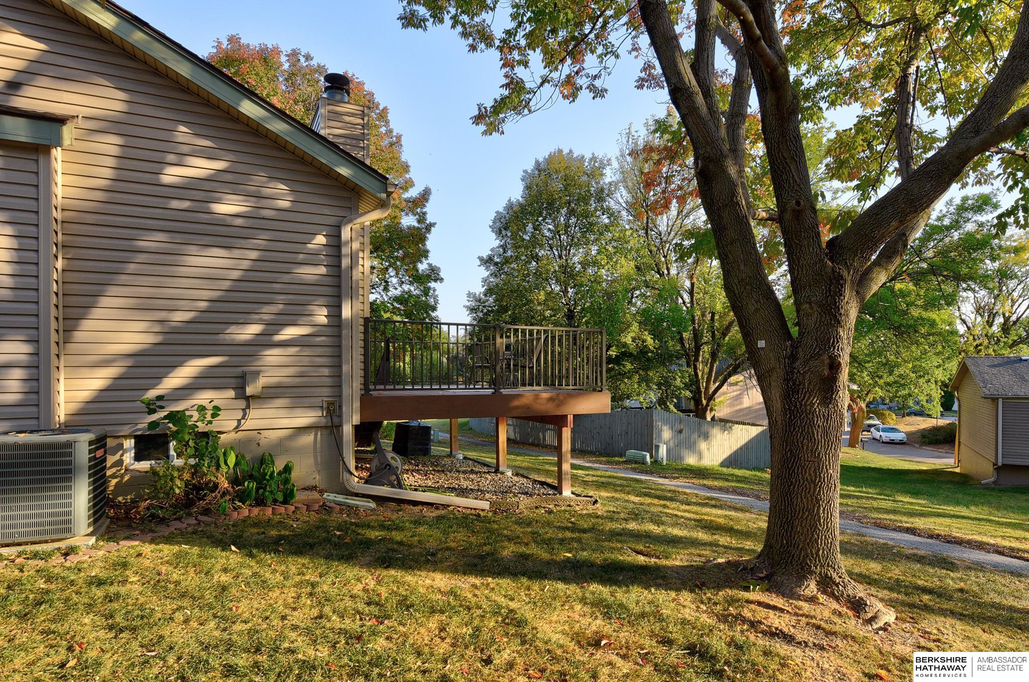 6206 N 111 Circle