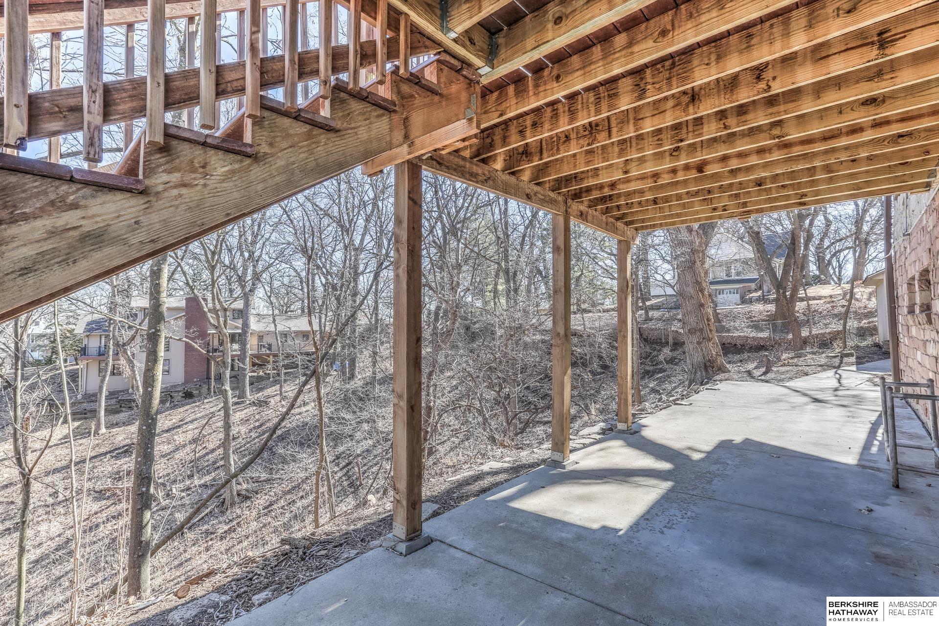 711 Bellevue Boulevard S