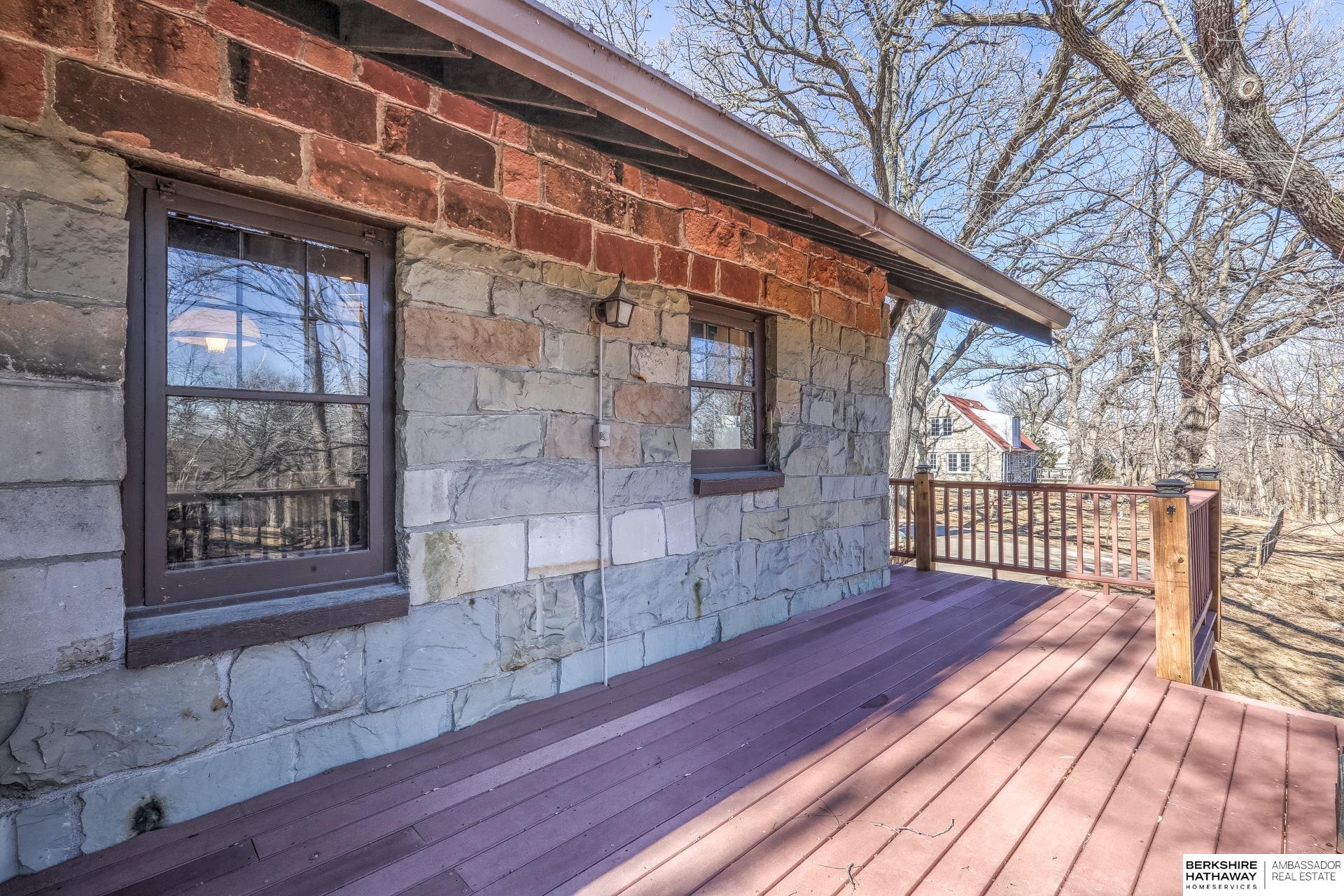 711 Bellevue Boulevard S