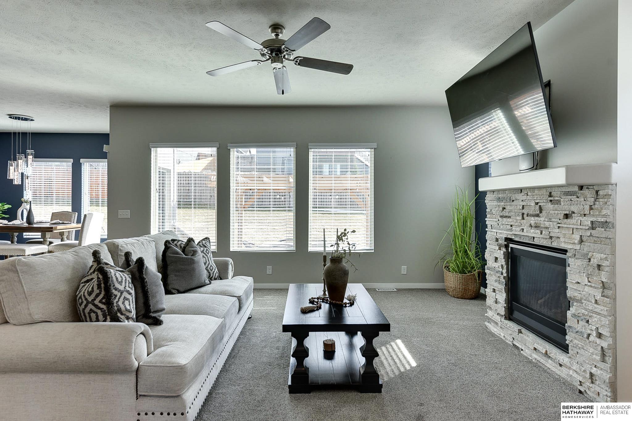 7163 N 164th Street