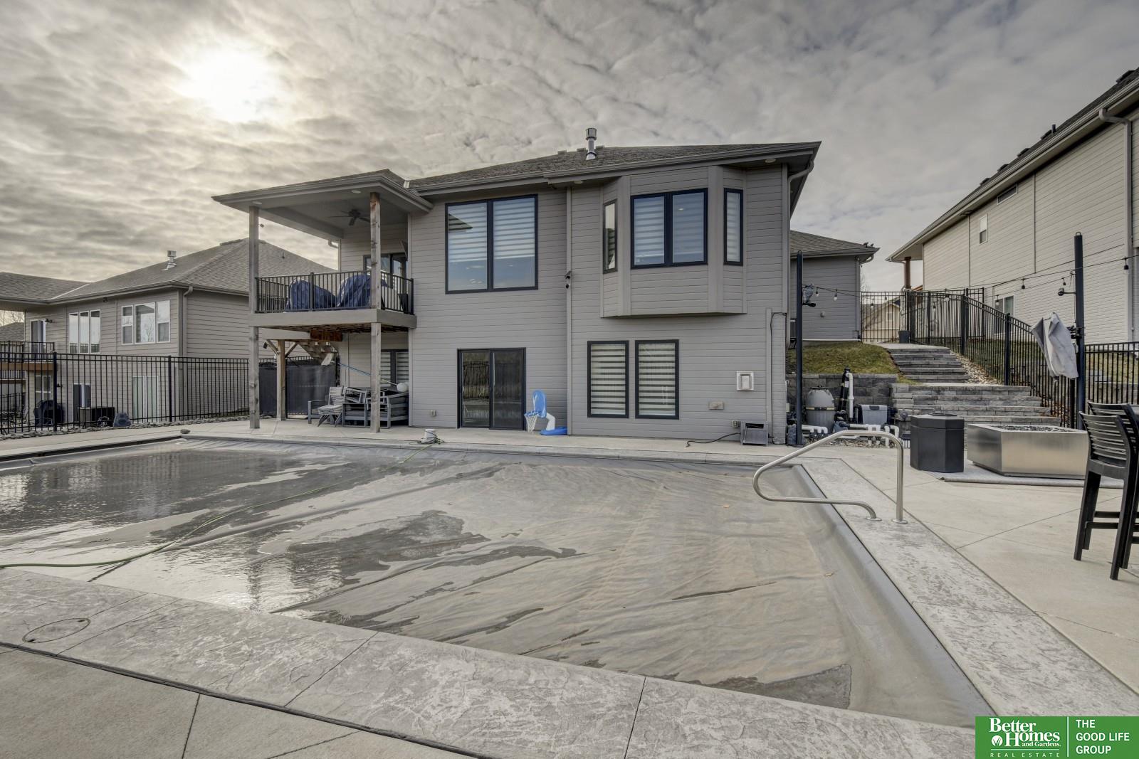 9909 Olive Street