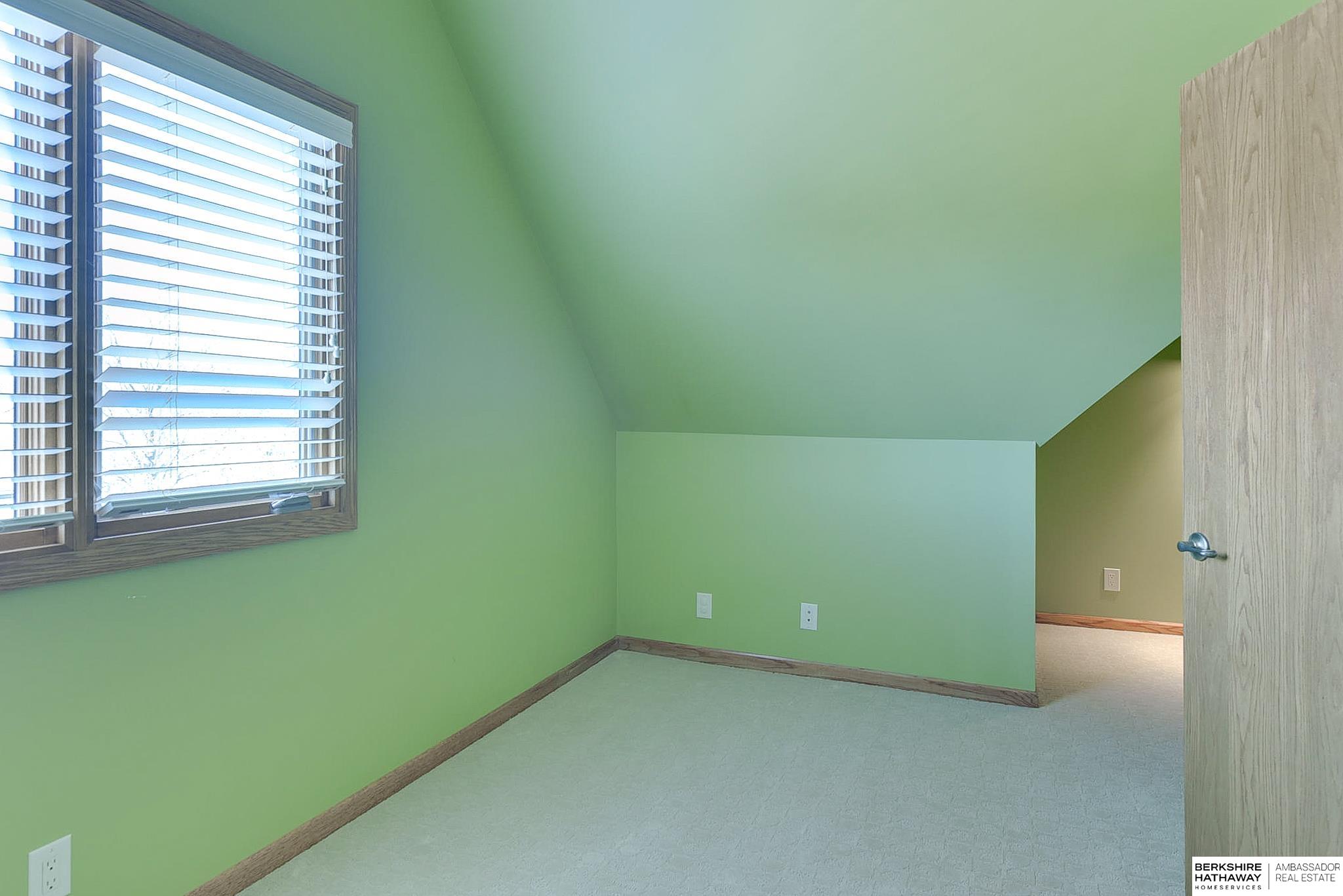 75 Ginger Woods Terrace