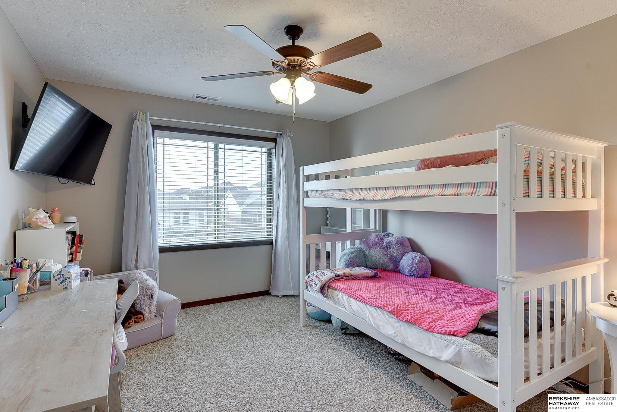 9424 Northern Sky Road