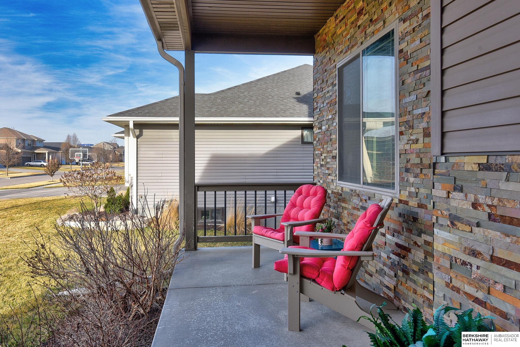 9424 Northern Sky Road