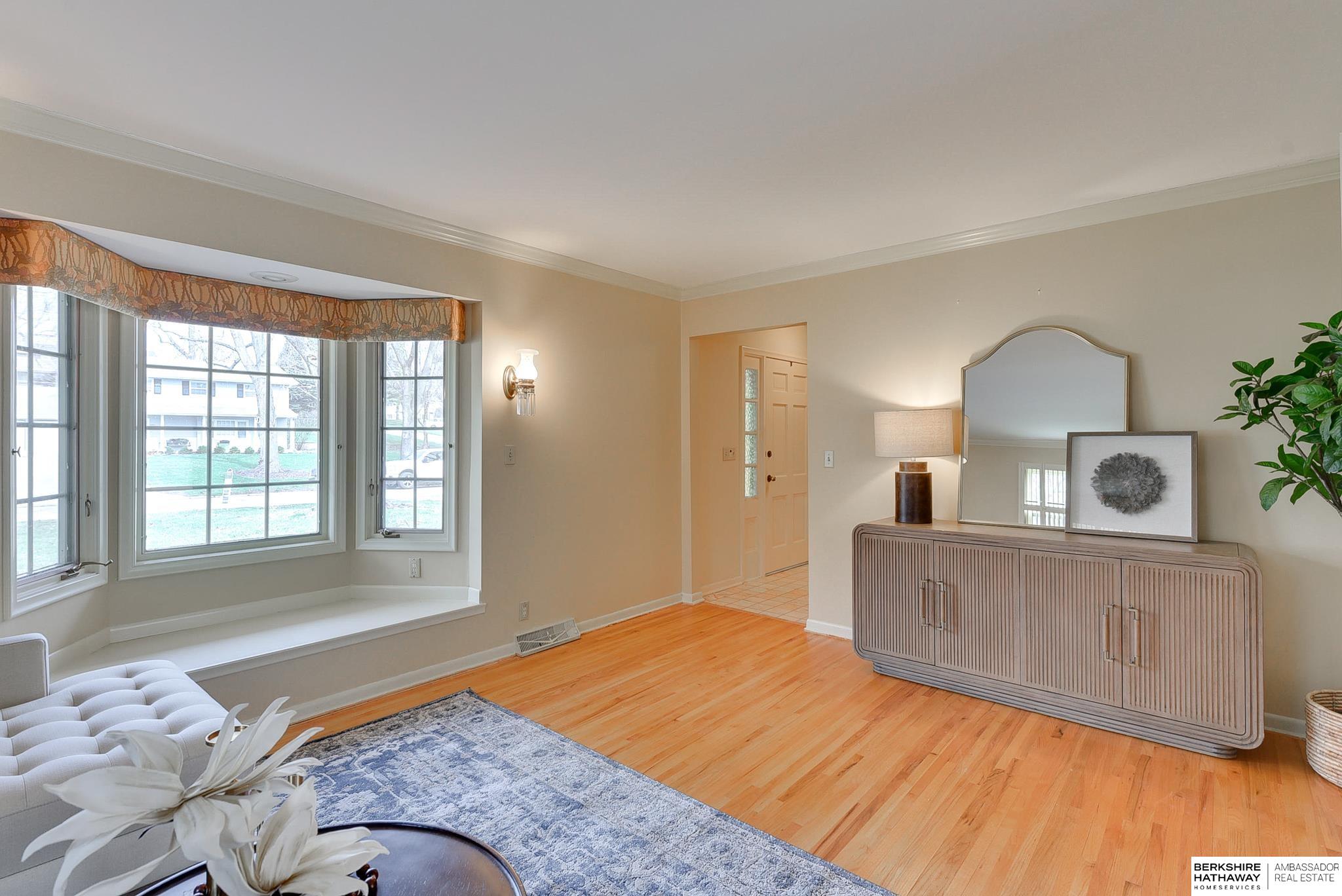 607 Meadow Road