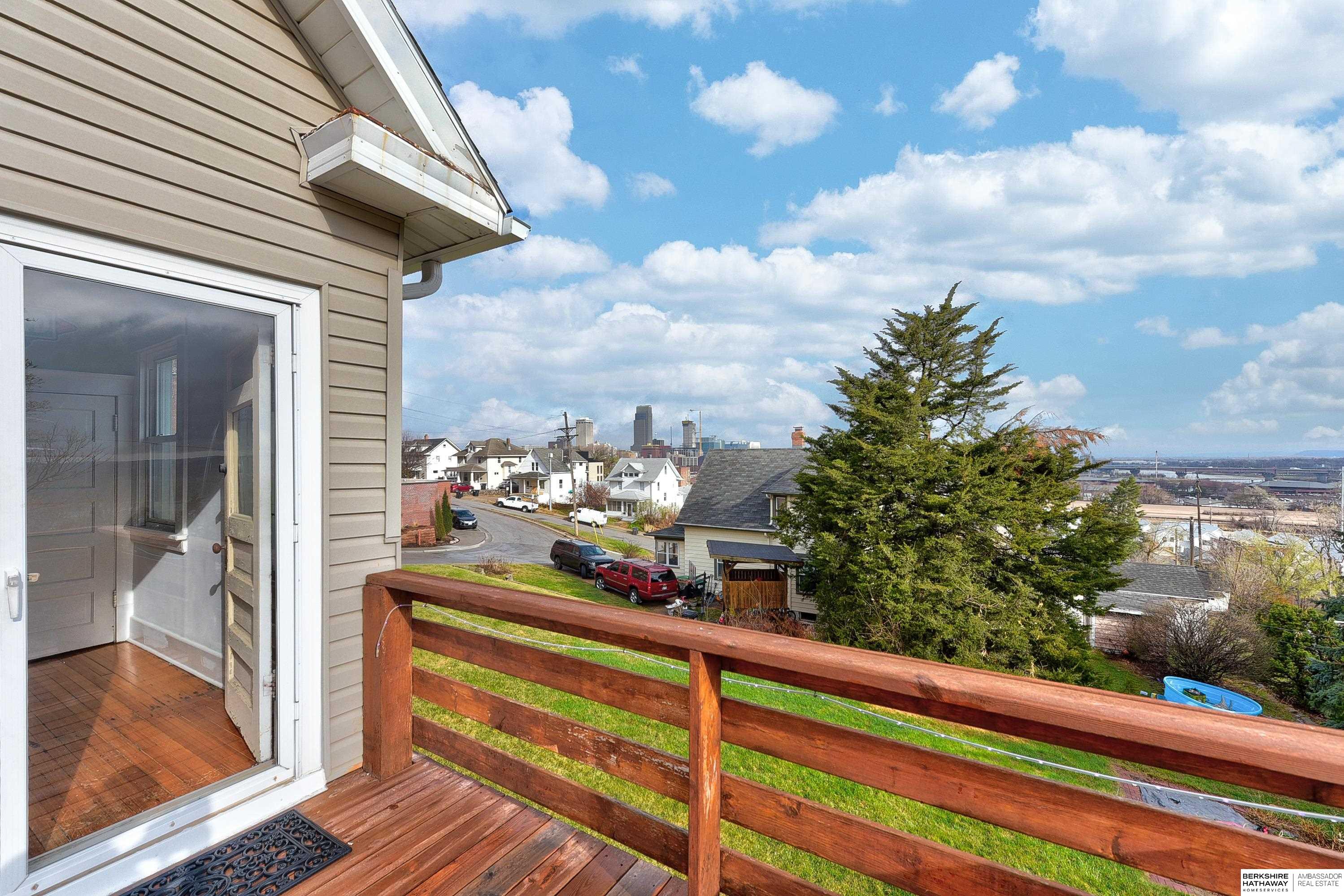1315 S 8th Street