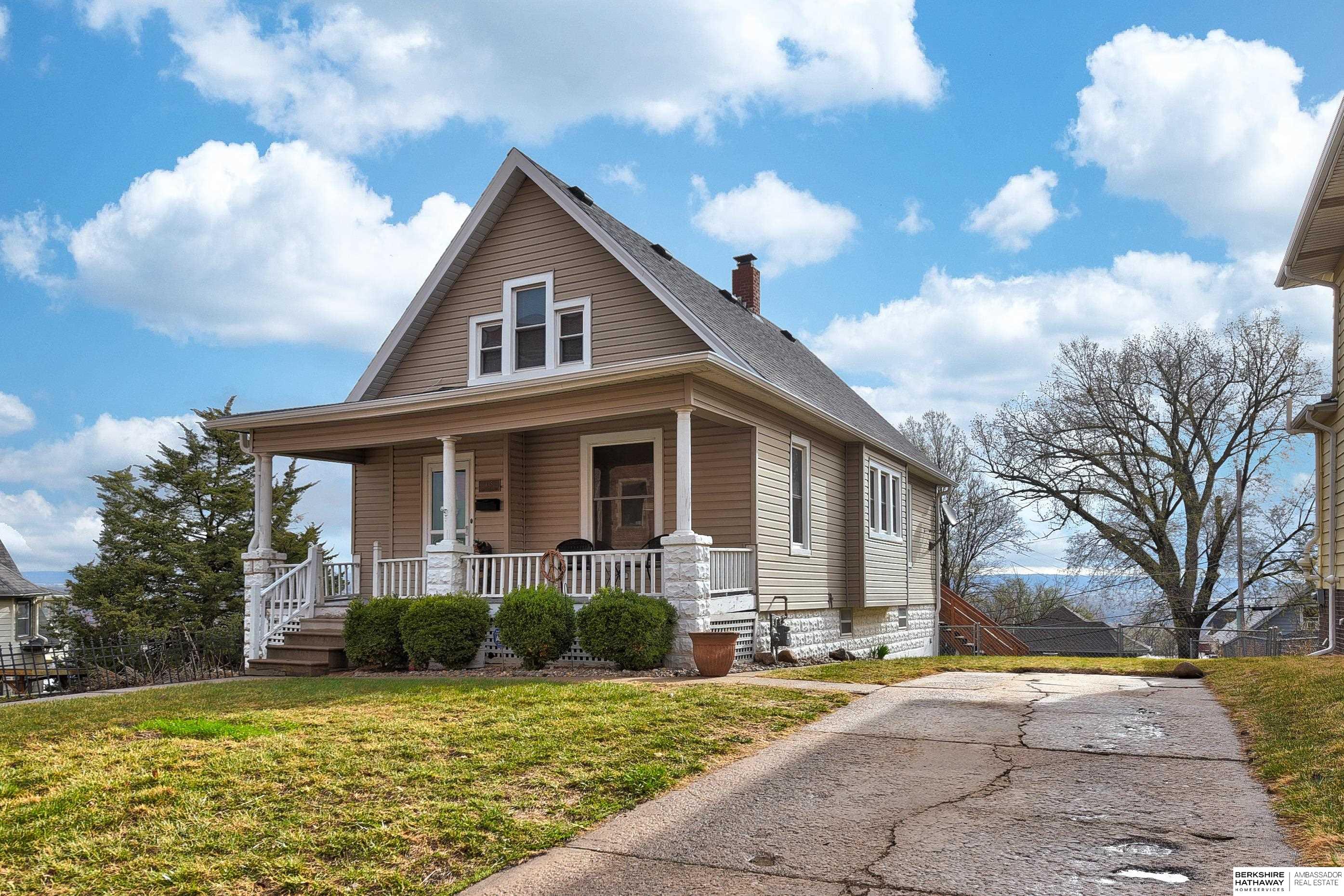 1315 S 8th Street