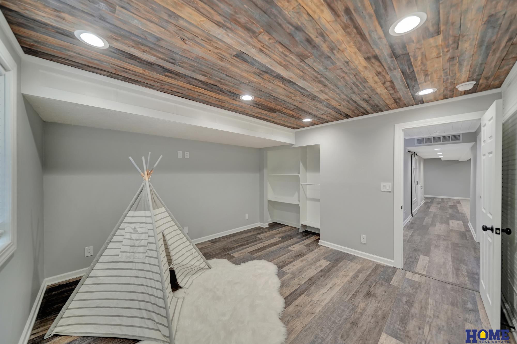 8109 Mackenzie Road