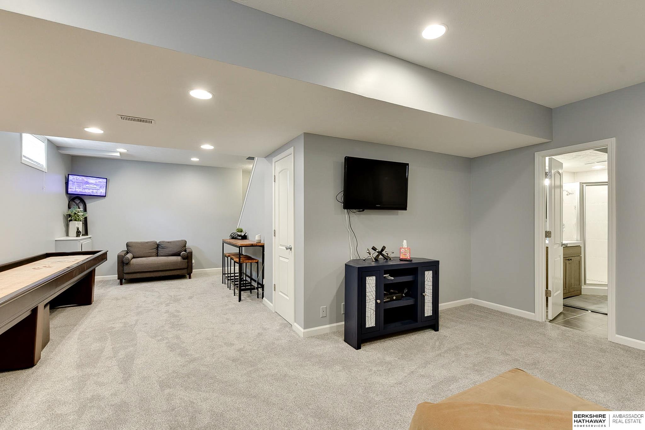 417 N 163rd Street