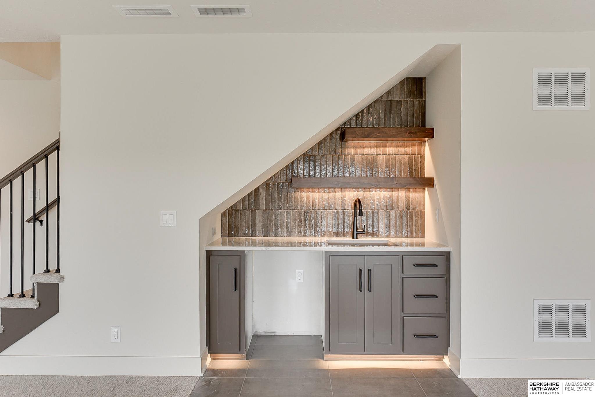 11723 Cove Hollow Drive