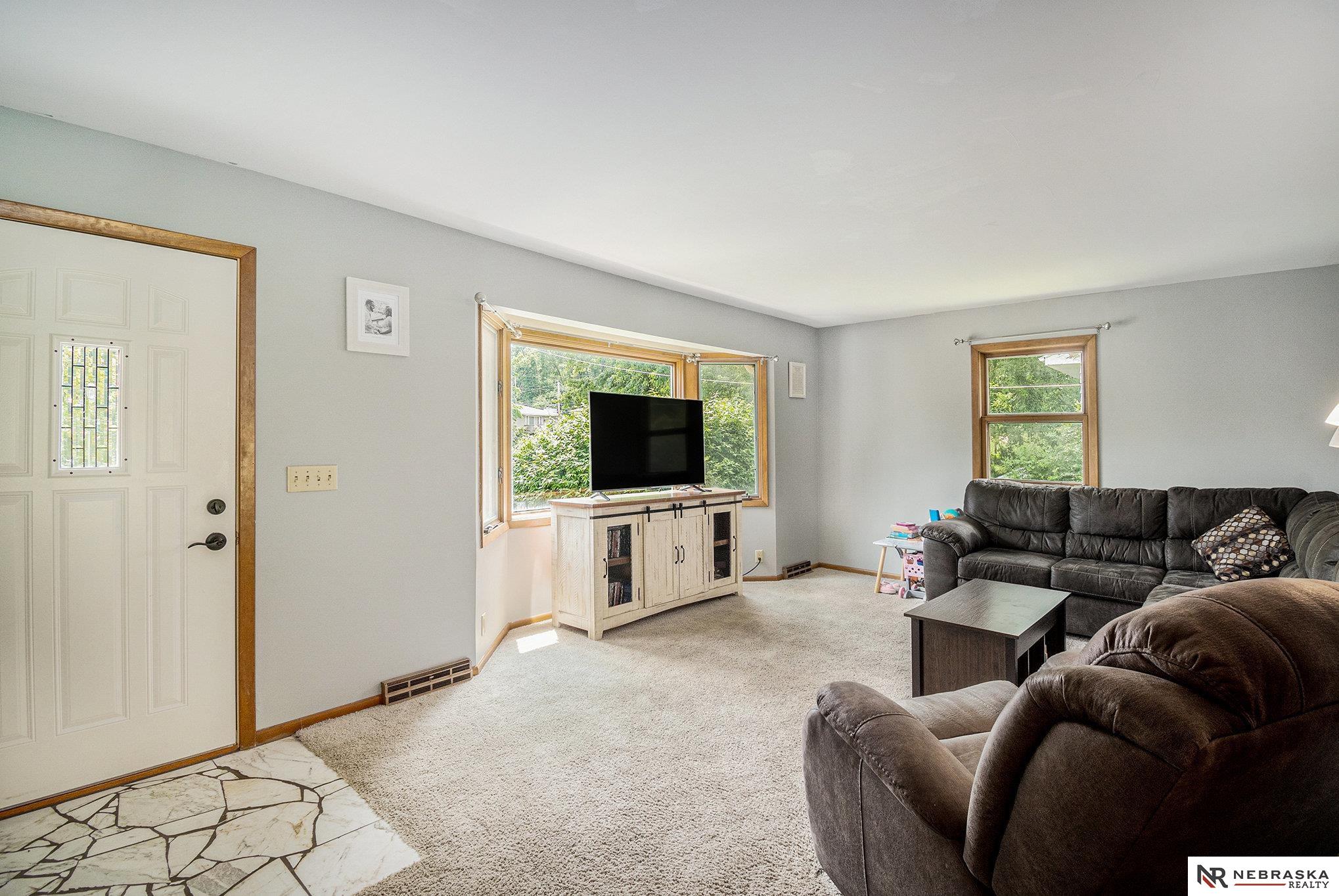 7716 Manderson Circle