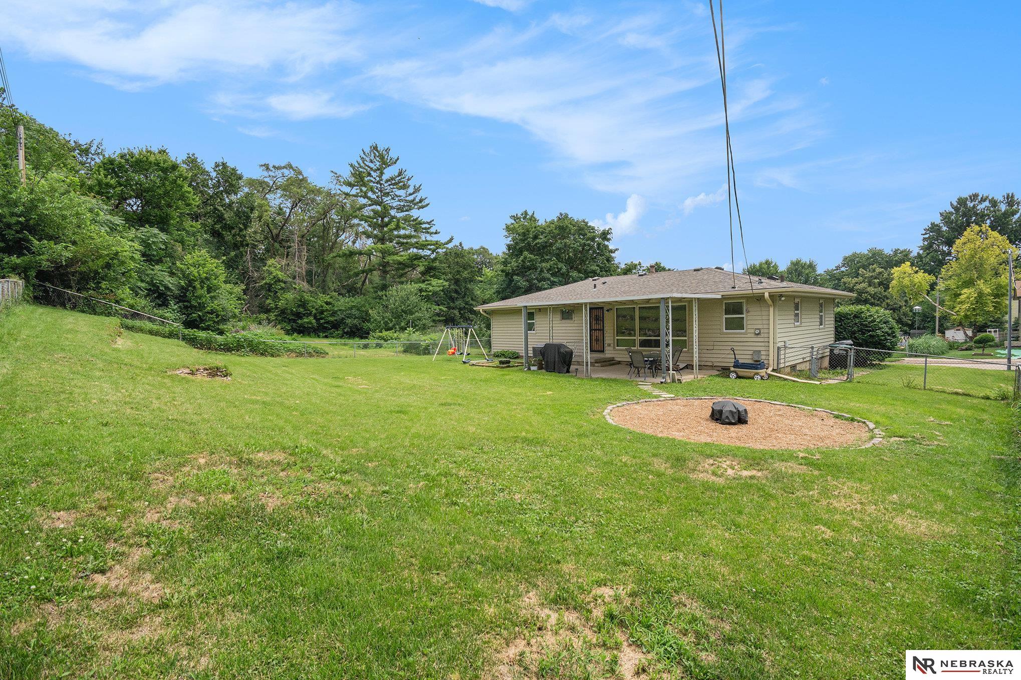 7716 Manderson Circle