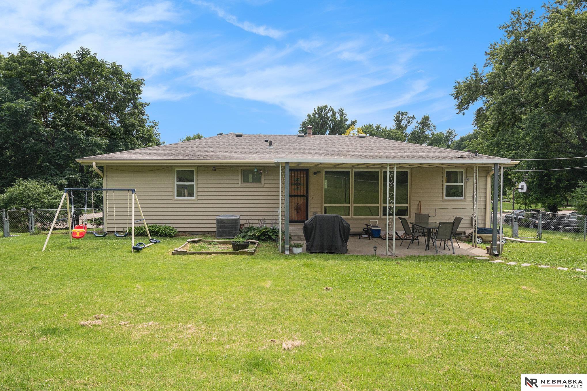 7716 Manderson Circle