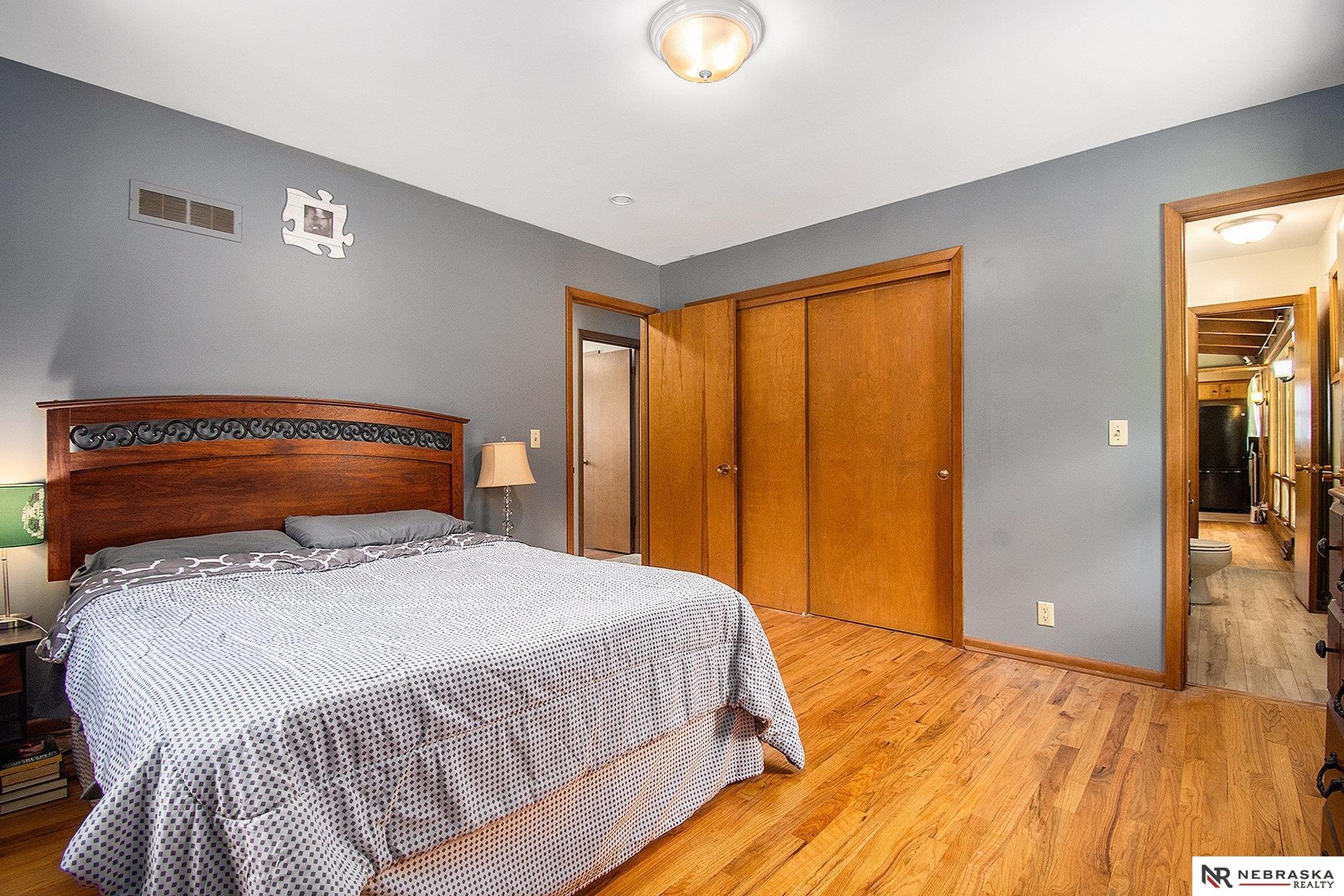 7716 Manderson Circle