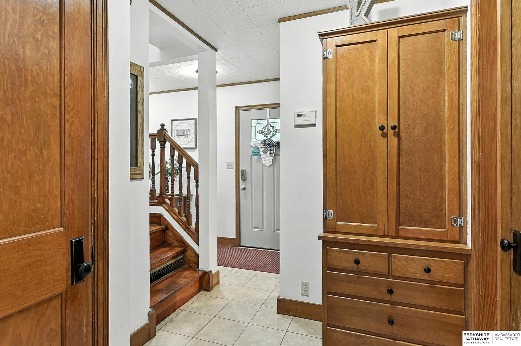 528 E 14th Street