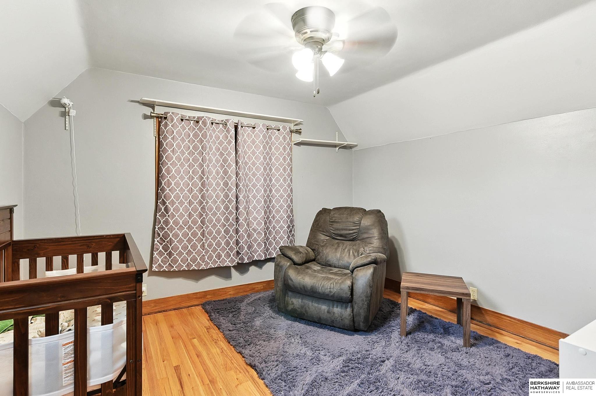 528 E 14th Street