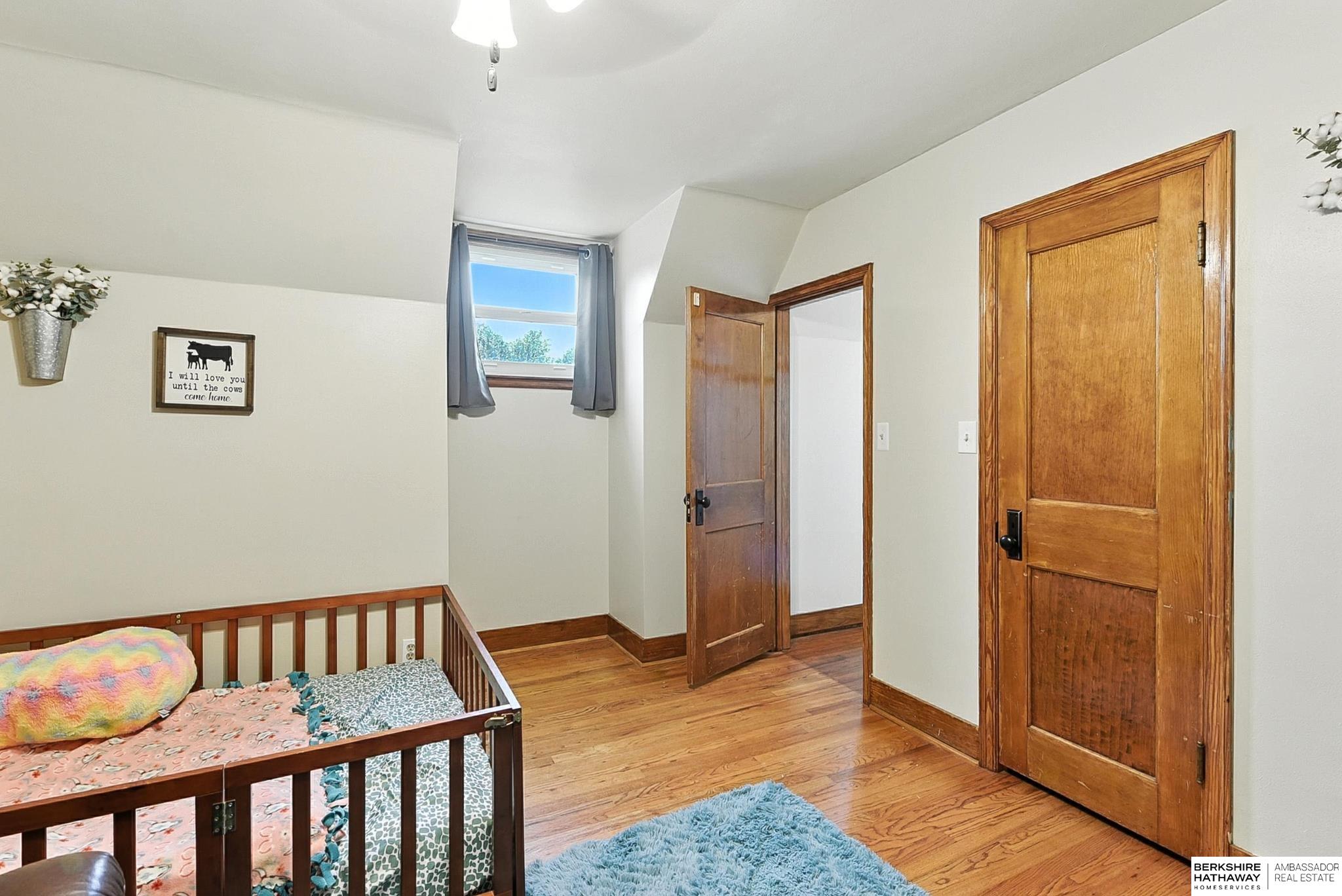 528 E 14th Street